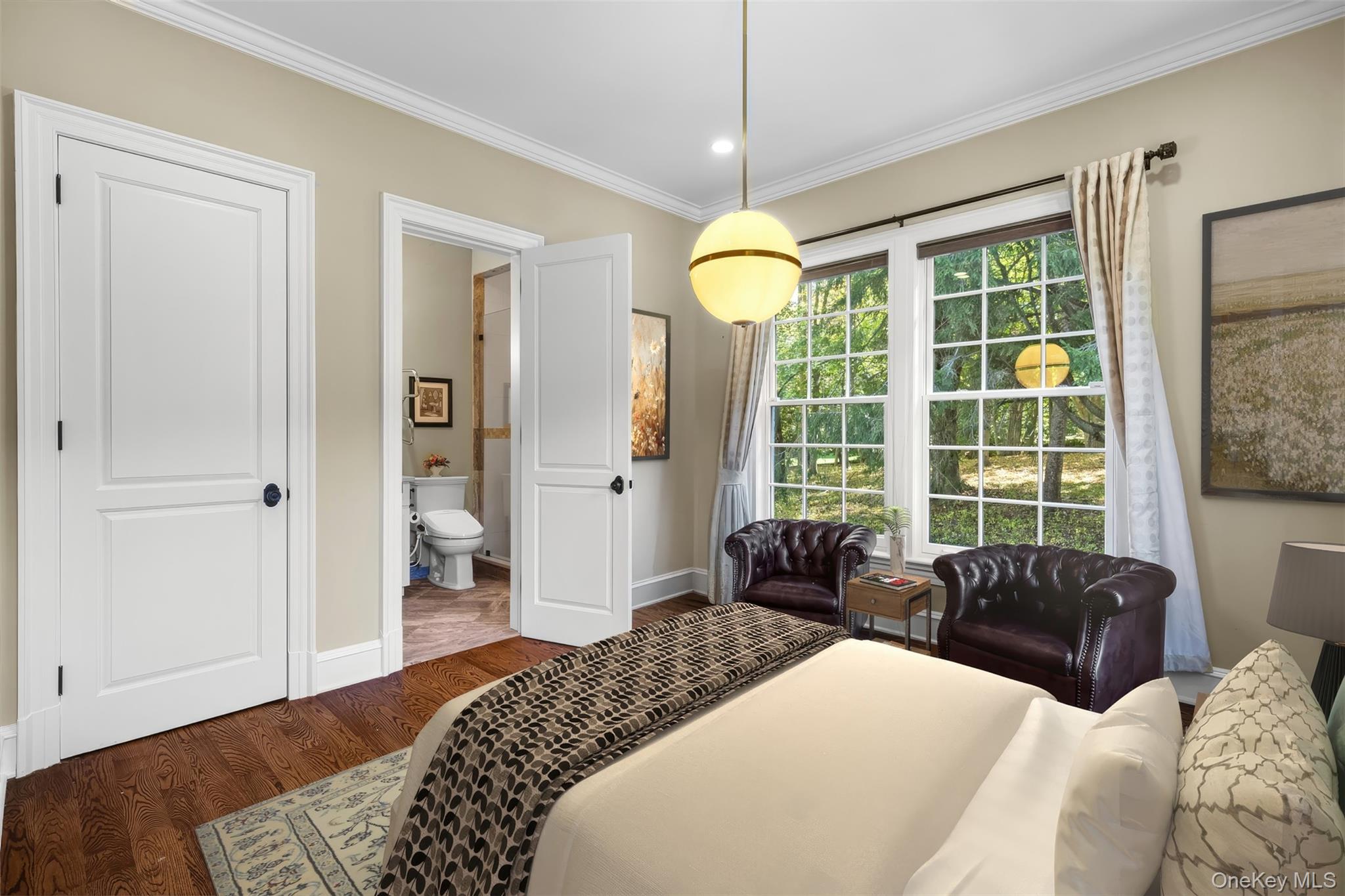 2 Heathcote Drive