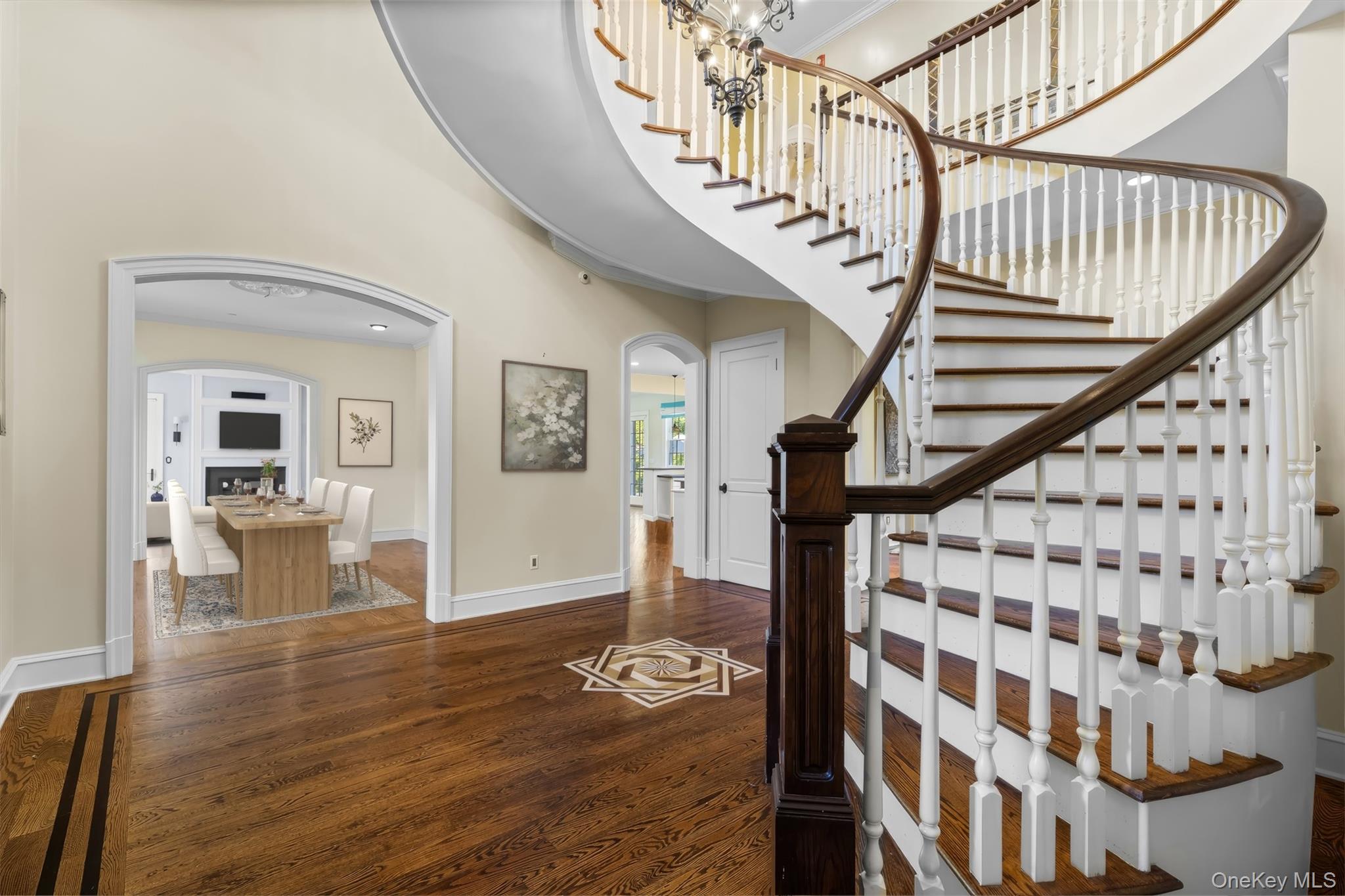 2 Heathcote Drive