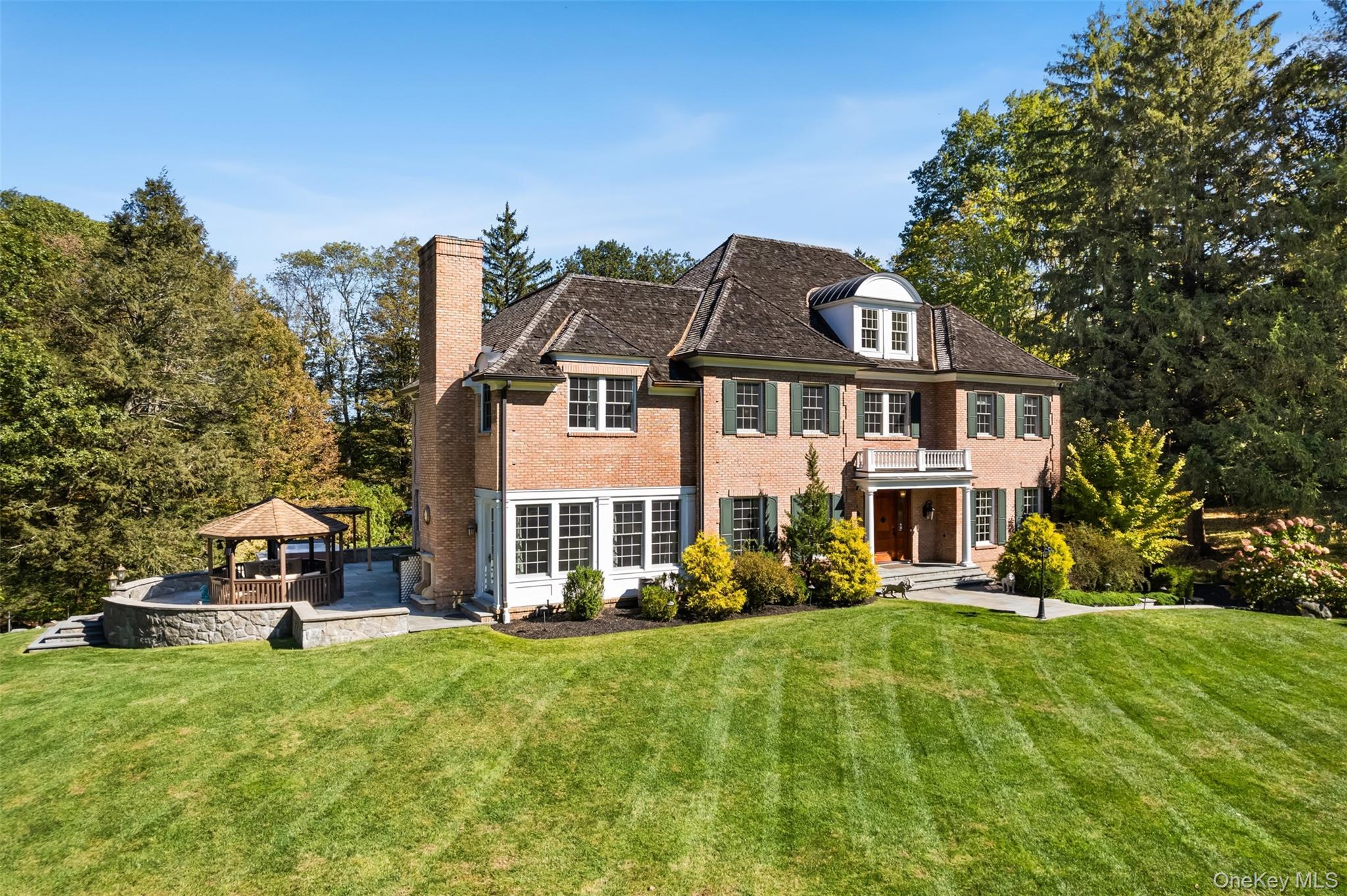 2 Heathcote Drive