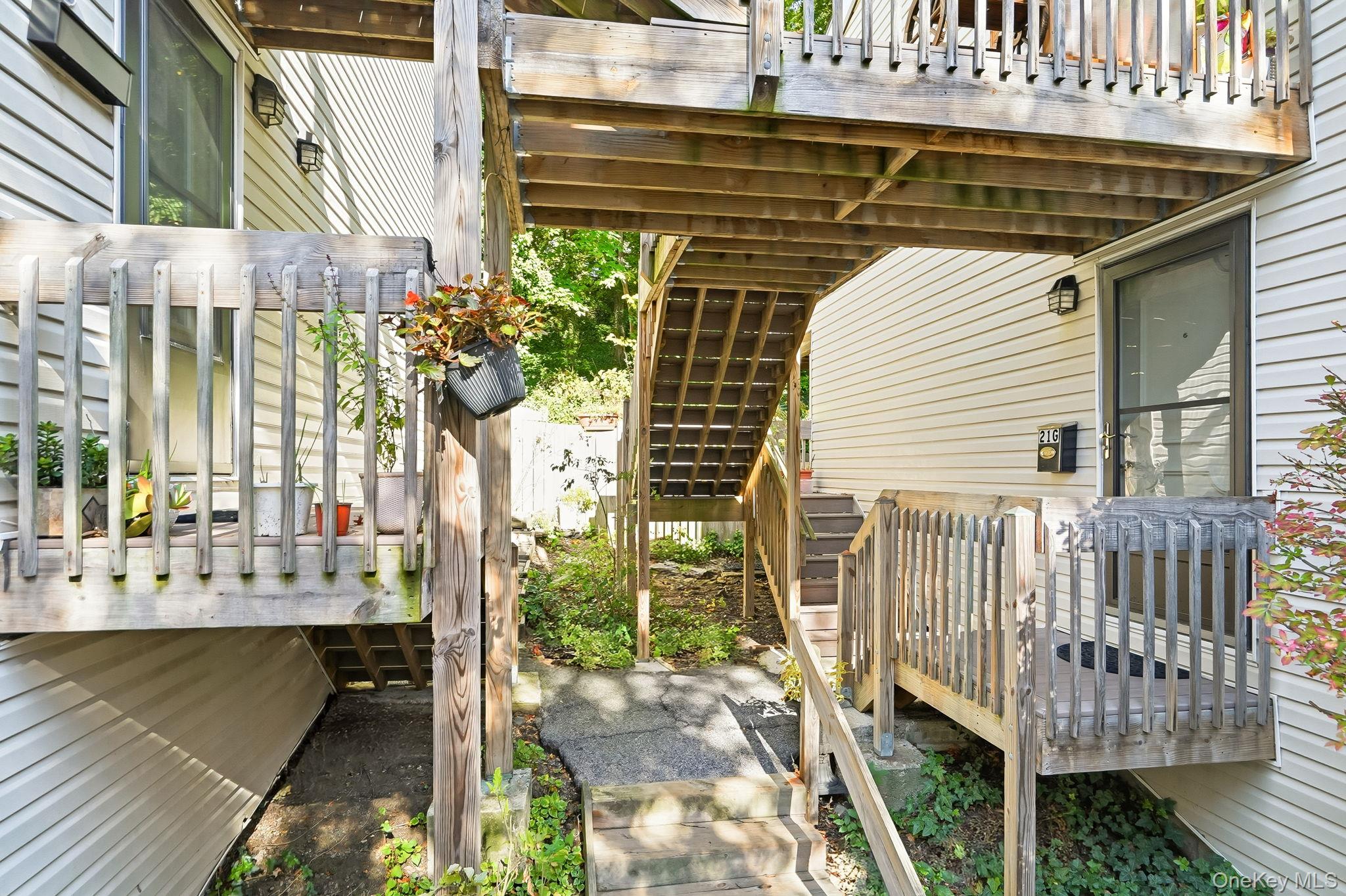 21 Hillside Terrace Unit: G