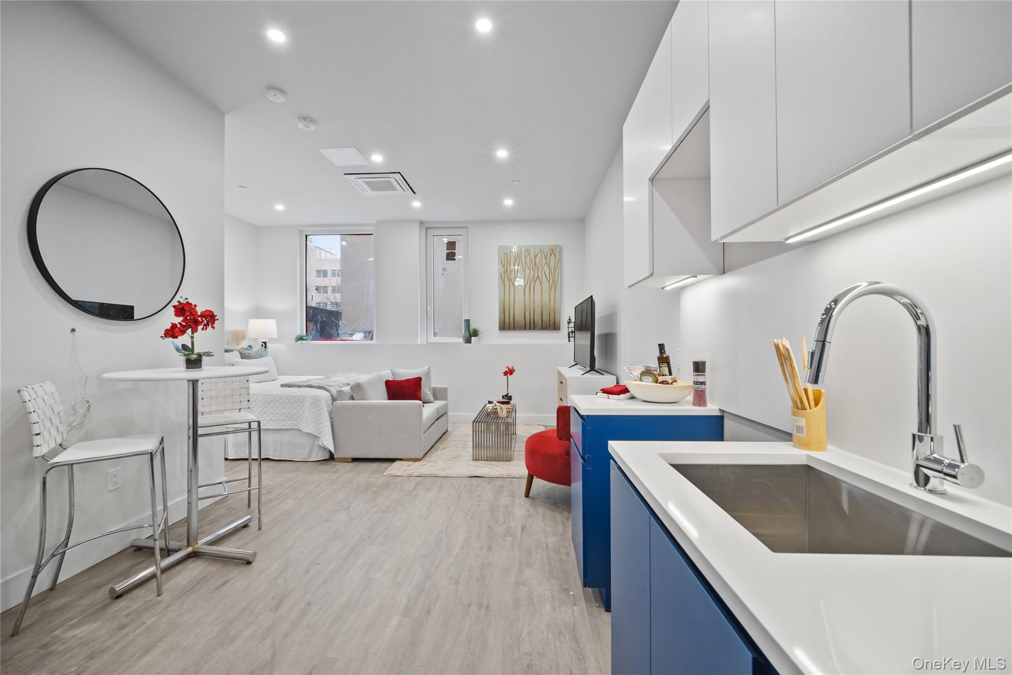 40 Westchester Place Unit: 309
