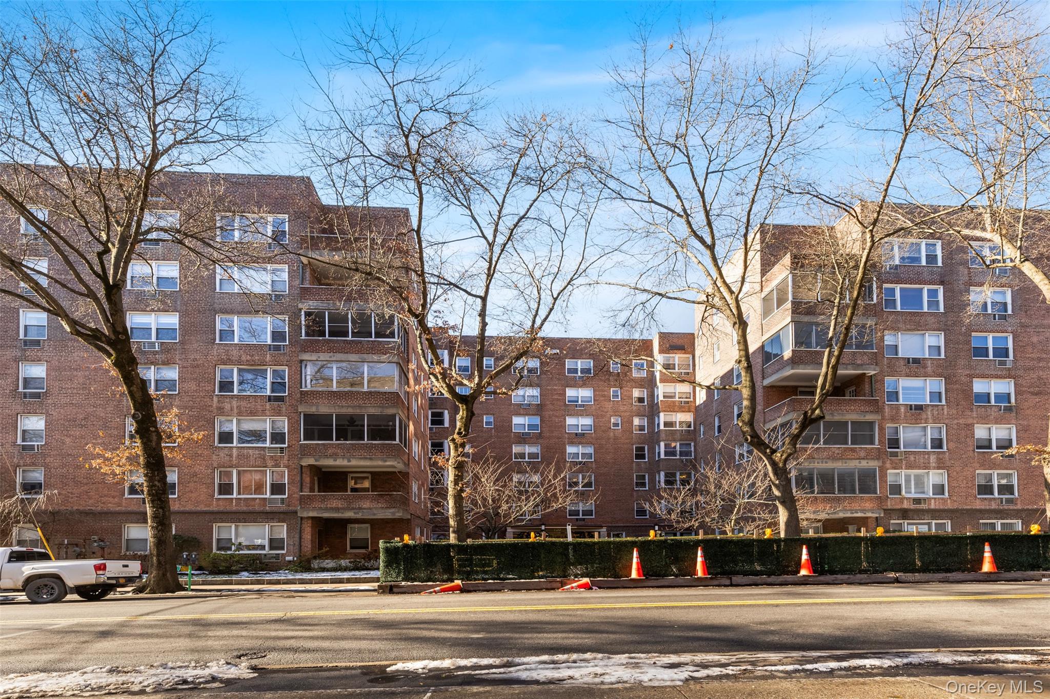 120 East Hartsdale Avenue Unit: 3Q