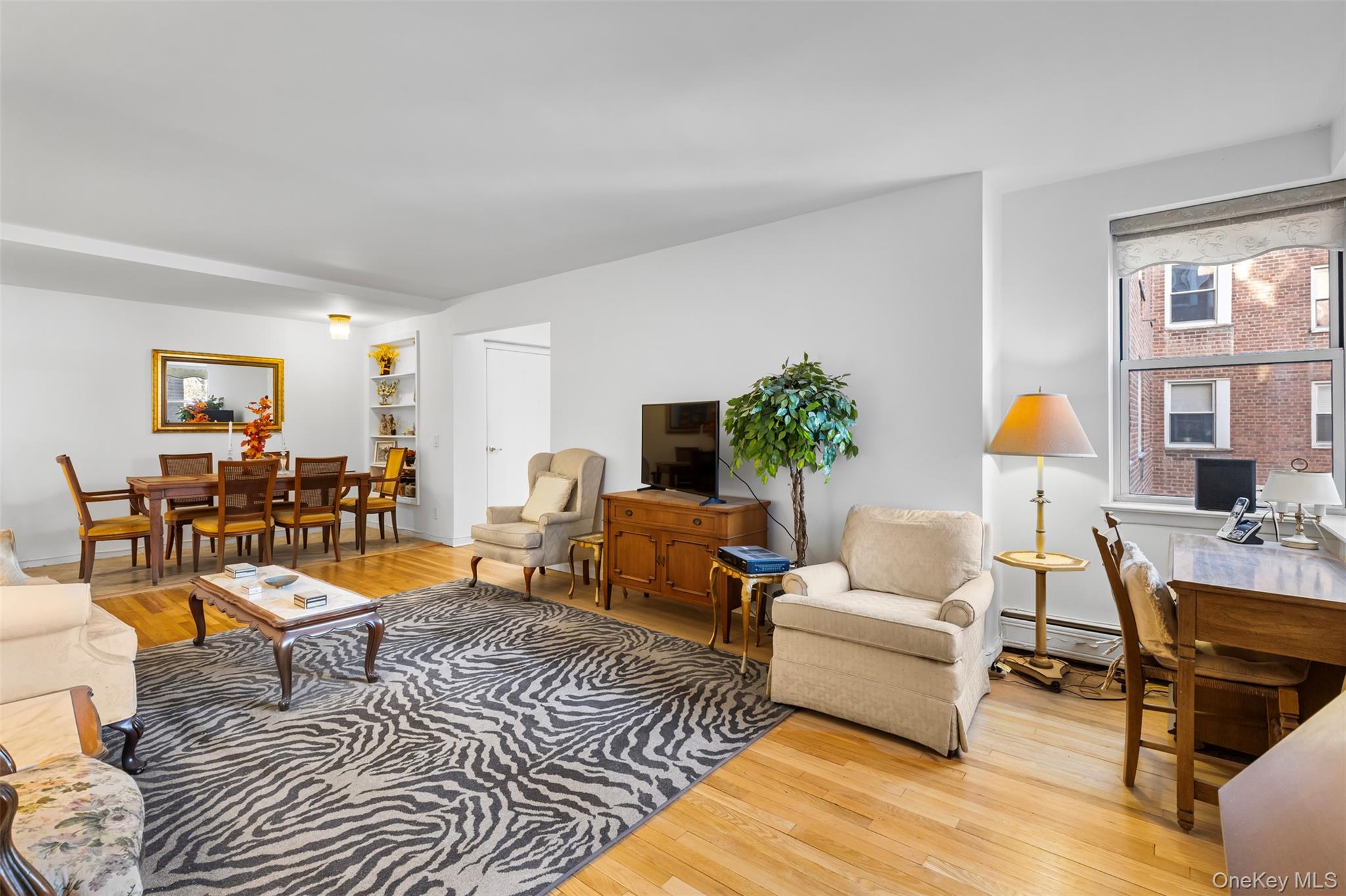 120 East Hartsdale Avenue Unit: 3Q