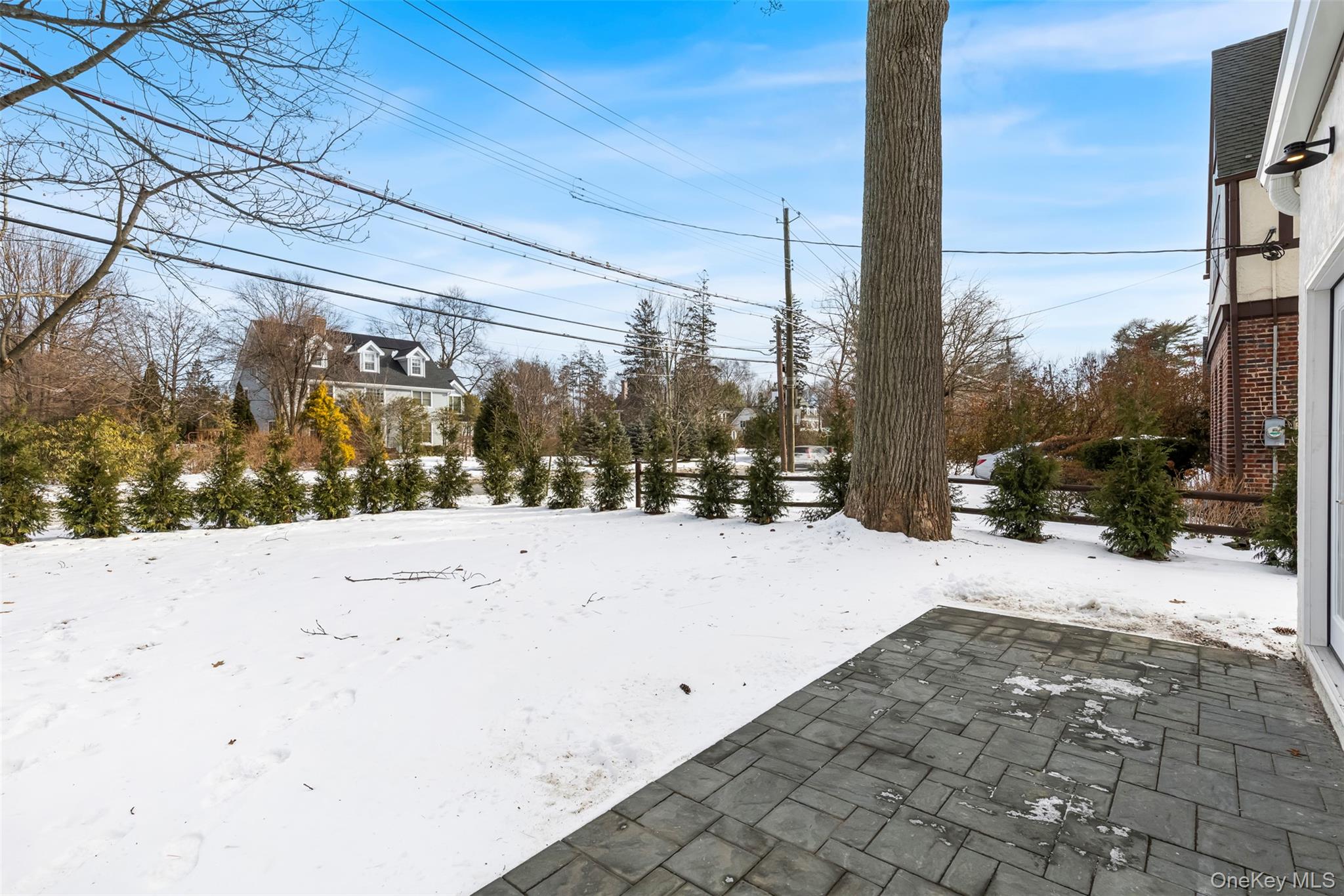 118 Soundview Avenue