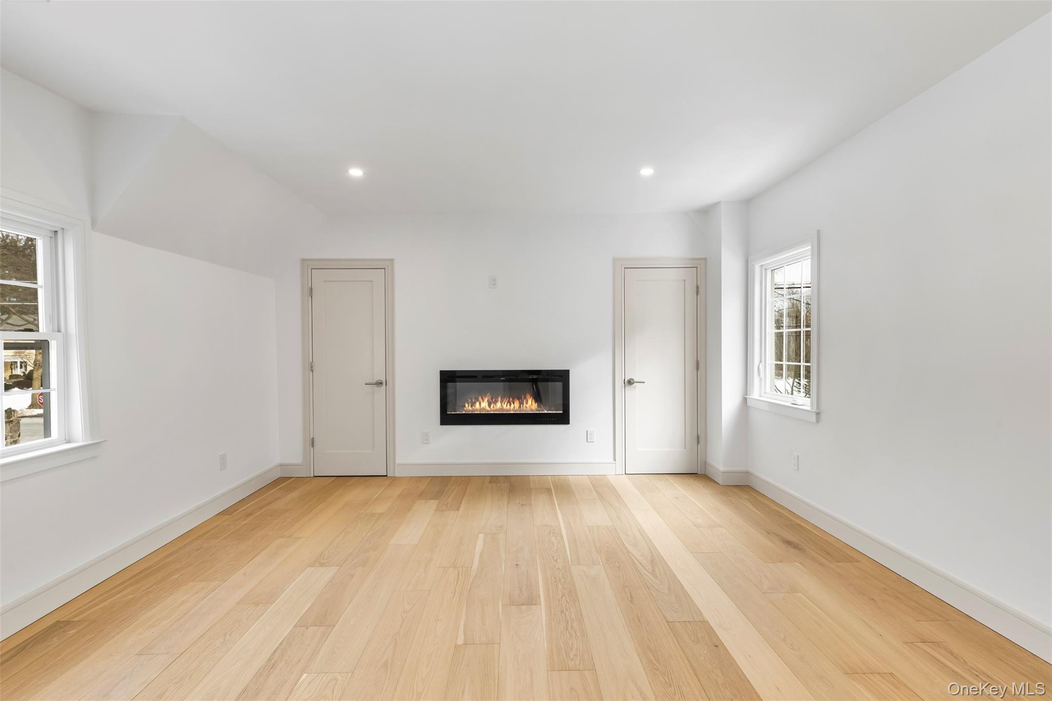 118 Soundview Avenue