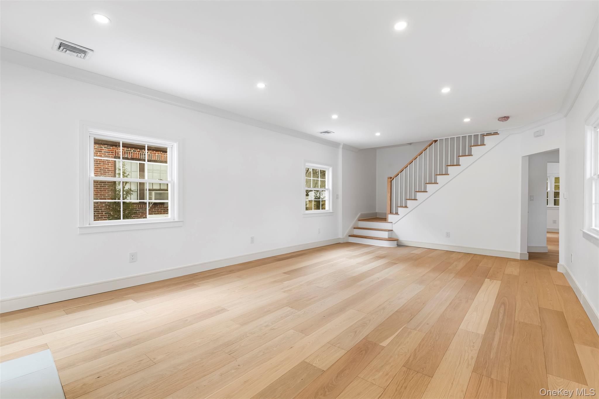 118 Soundview Avenue