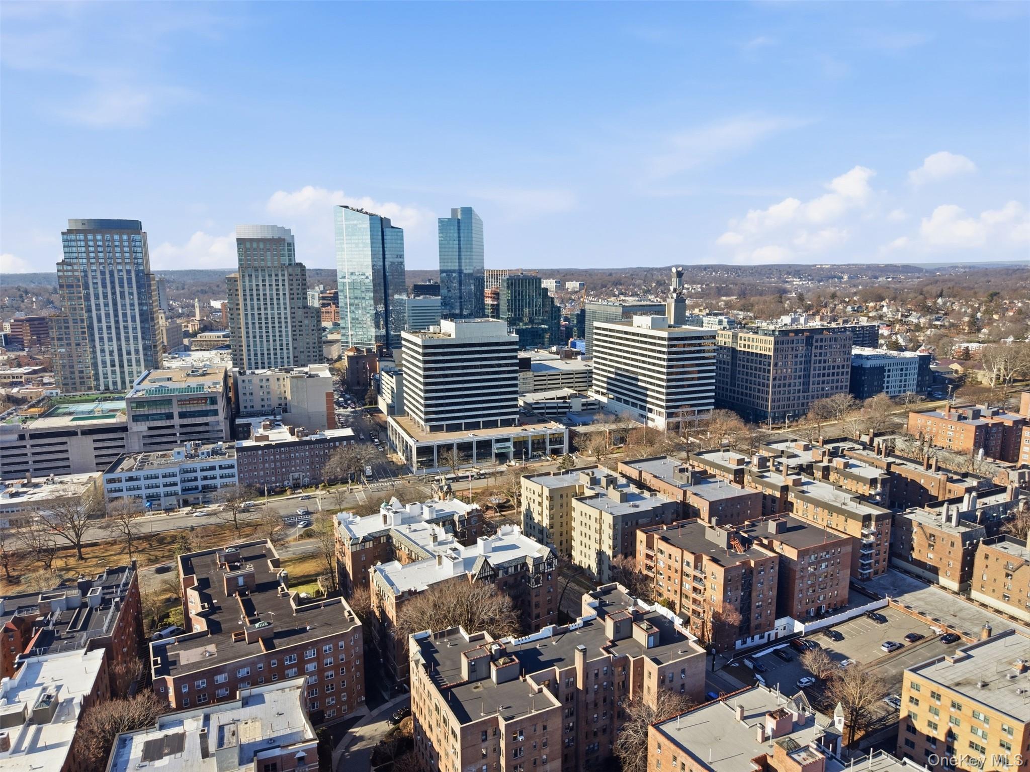 325 Main Street Unit: 6H