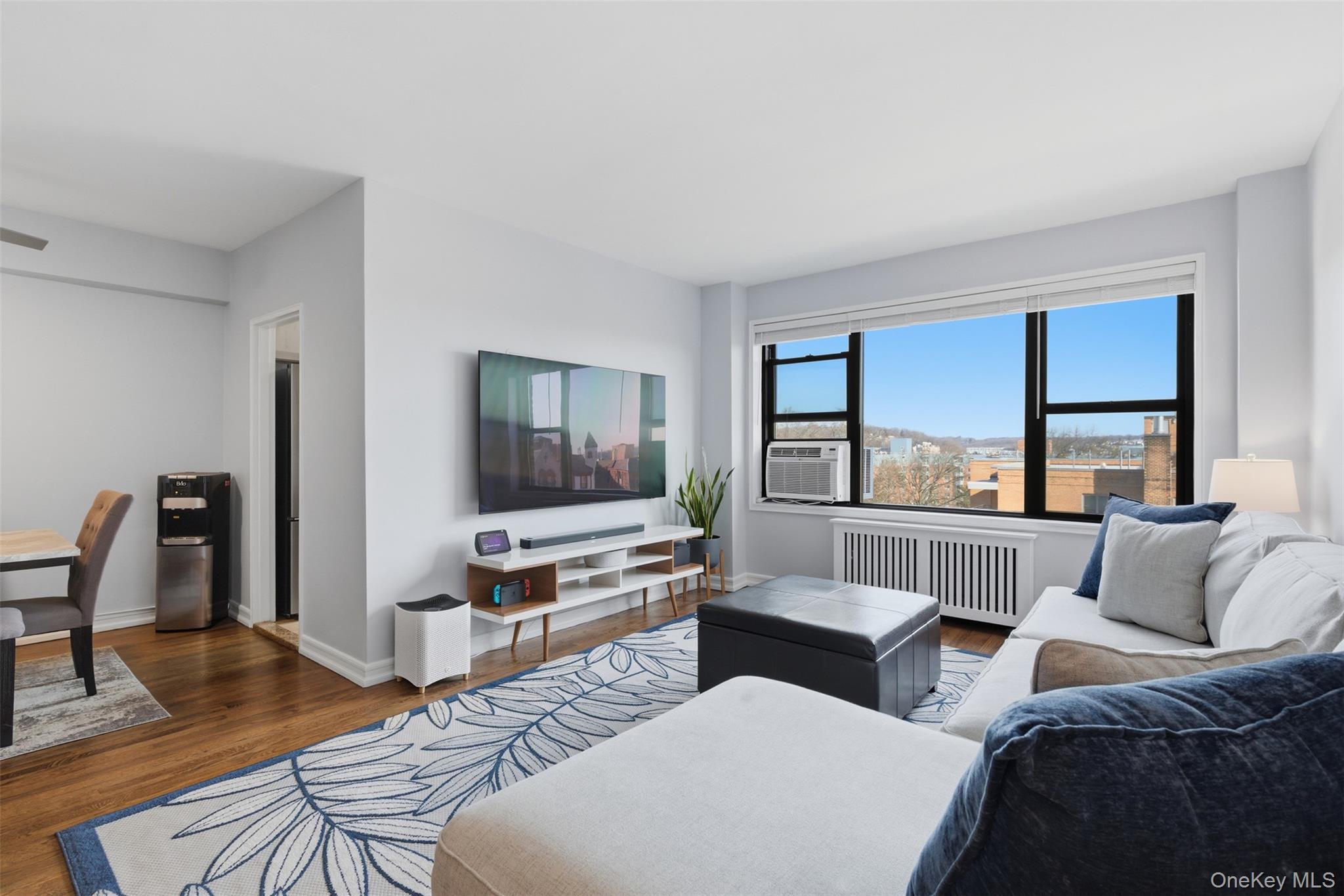 325 Main Street Unit: 6H