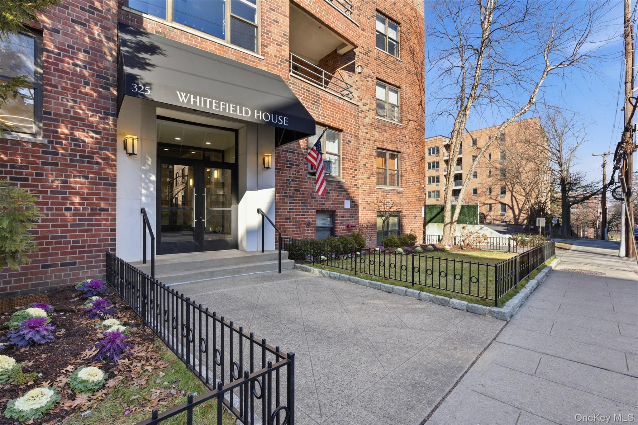 325 Main Street Unit: 6H