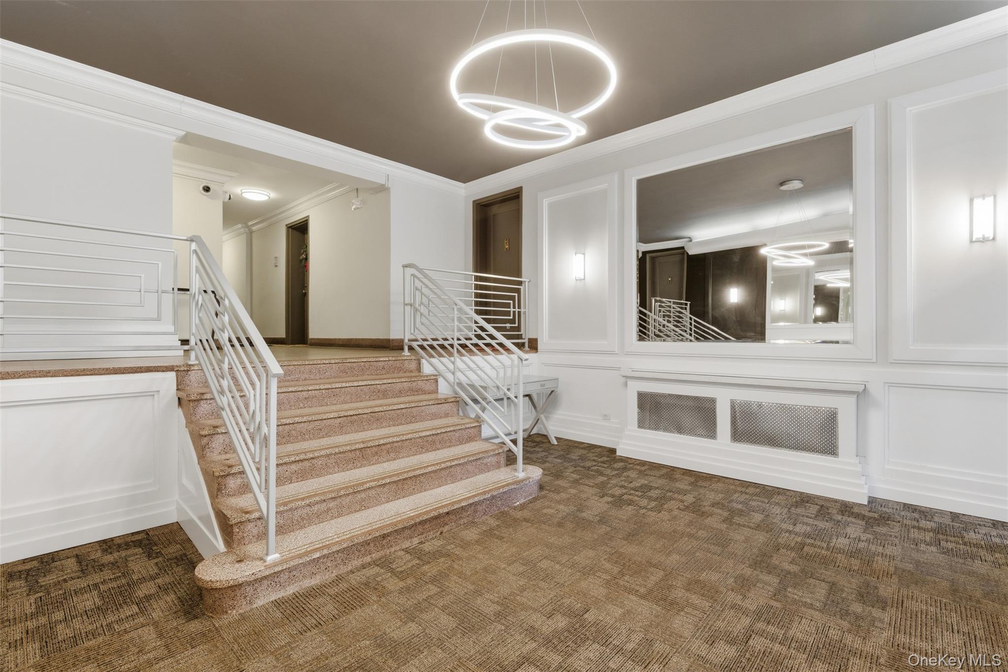 325 Main Street Unit: 6H