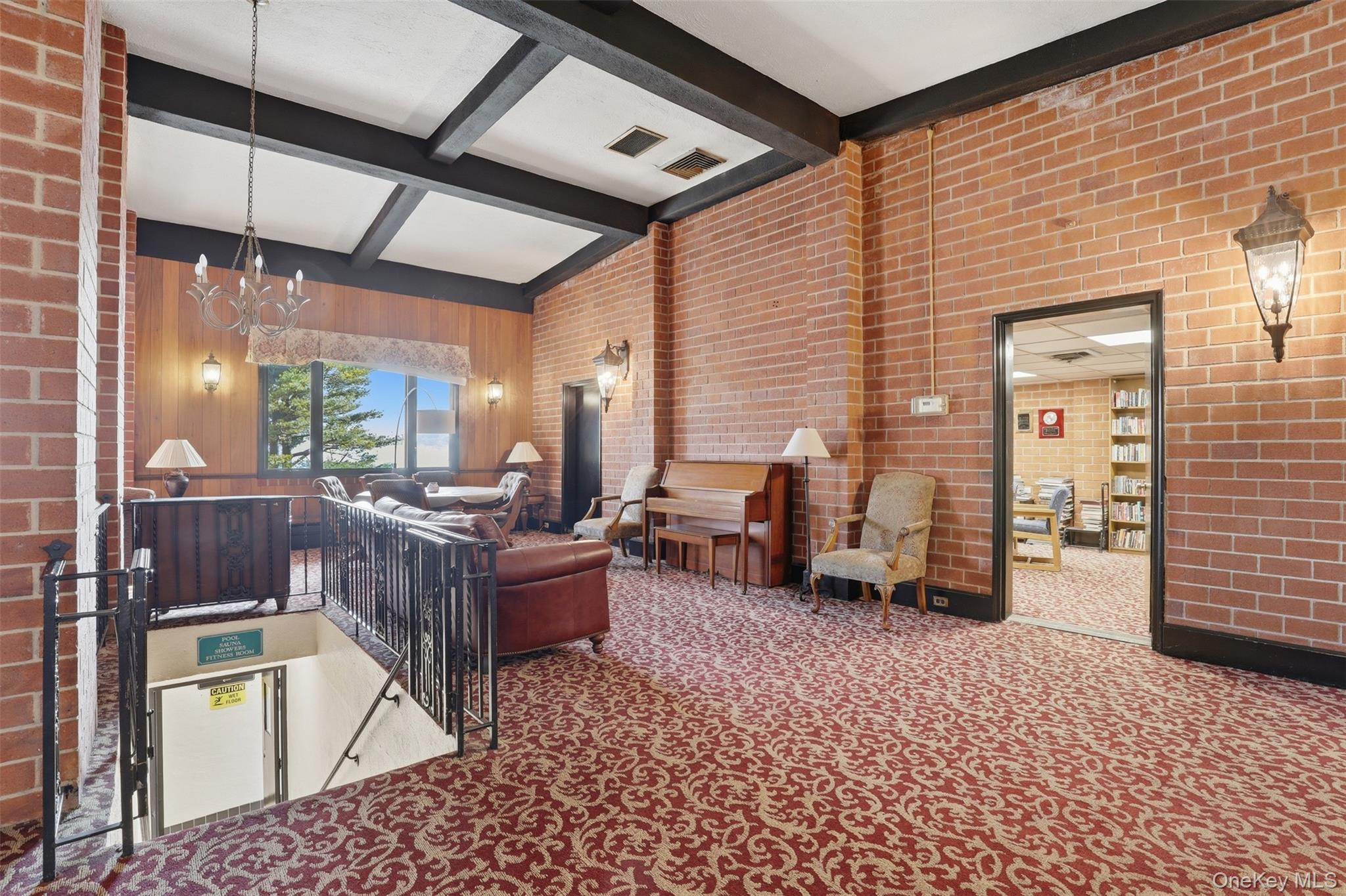 16 Rockledge Unit: 2C-1