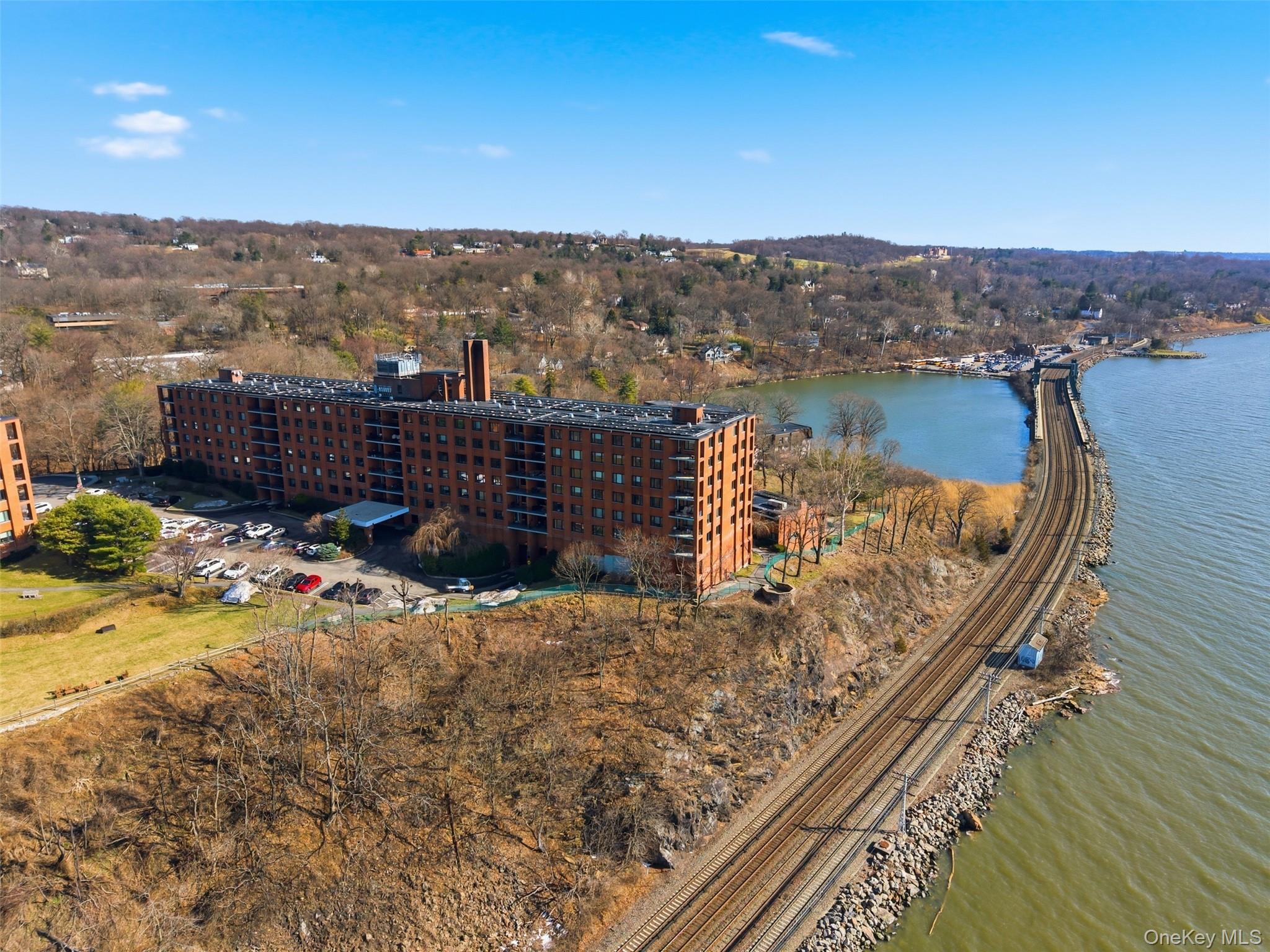 16 Rockledge Unit: 2C-1