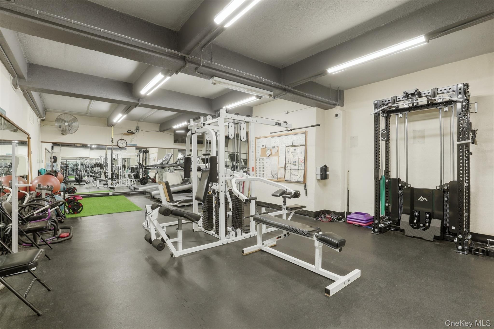 16 Rockledge Unit: 2C-1