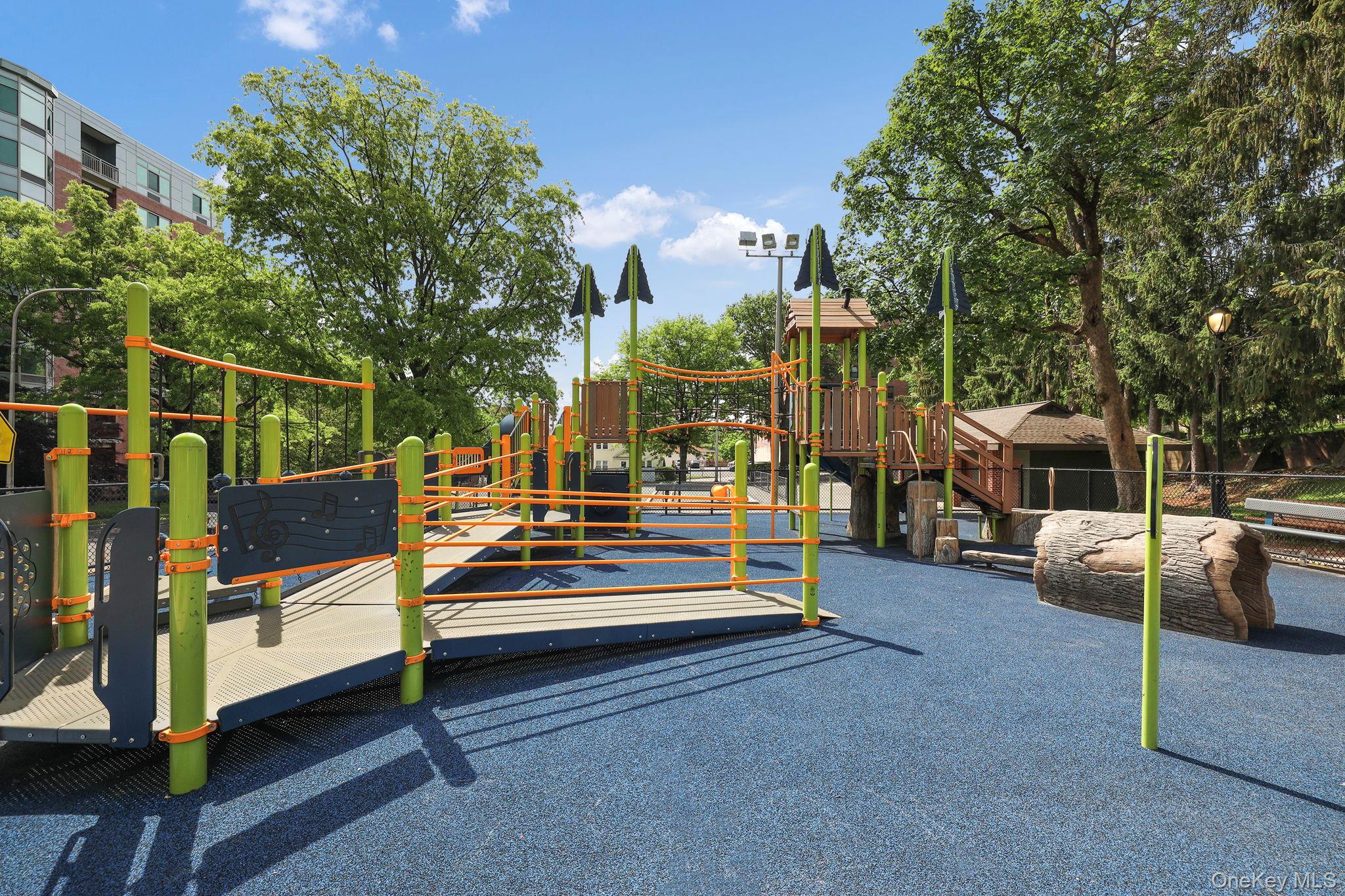 10 North Broadway Unit: 3H