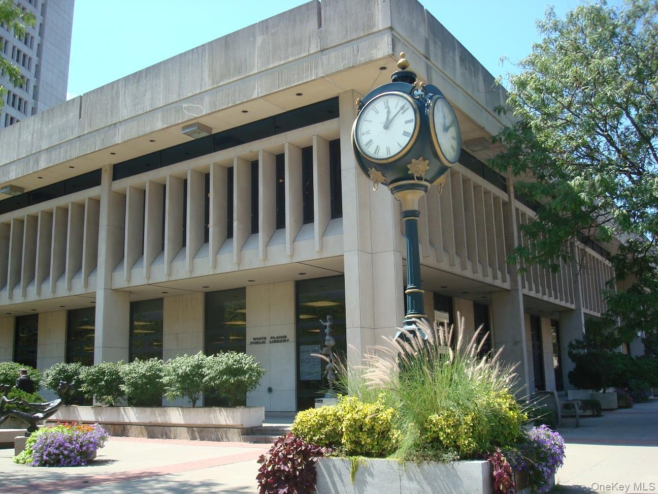 25 Midland Avenue
