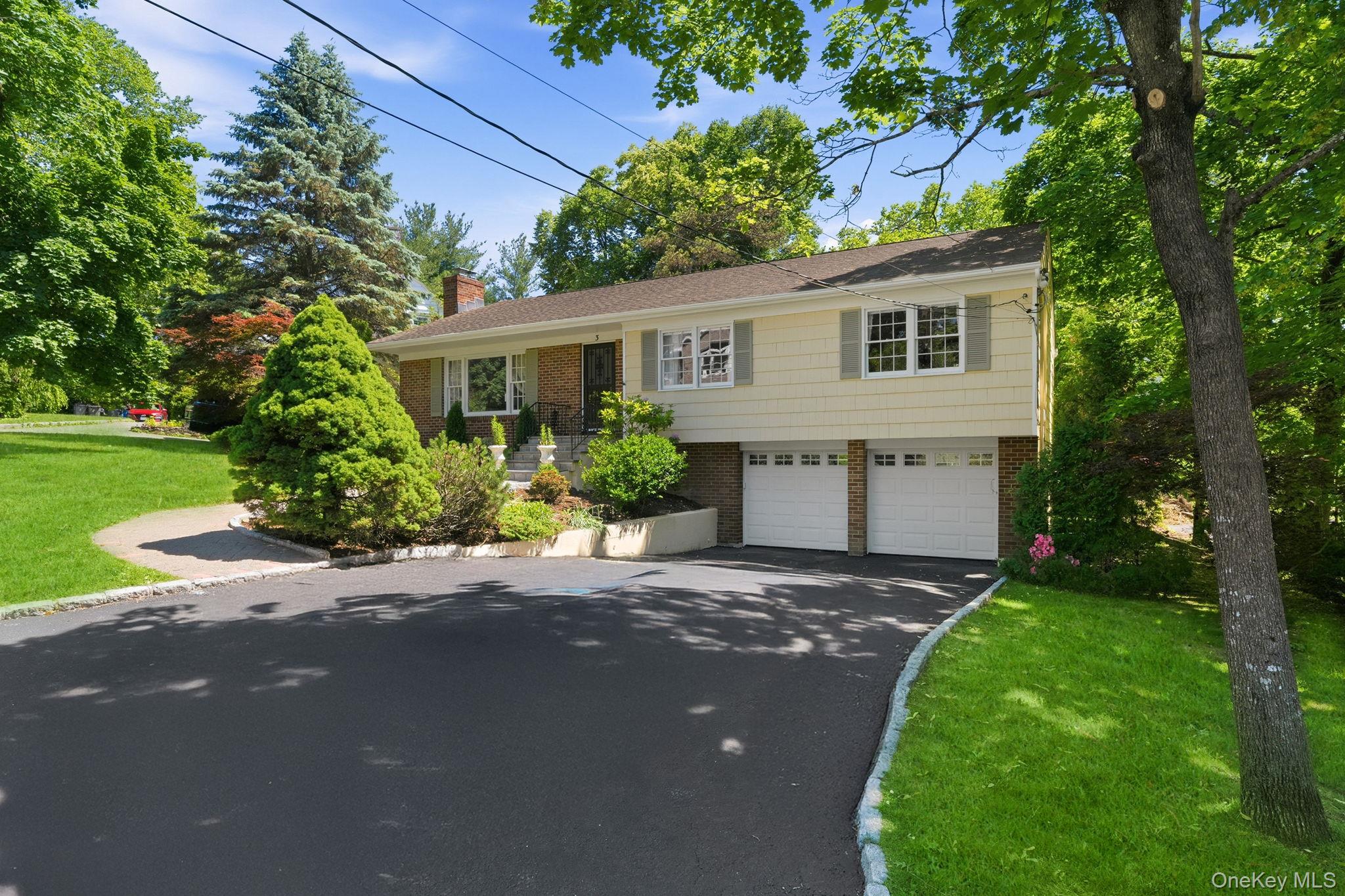 3 Dupont Avenue
