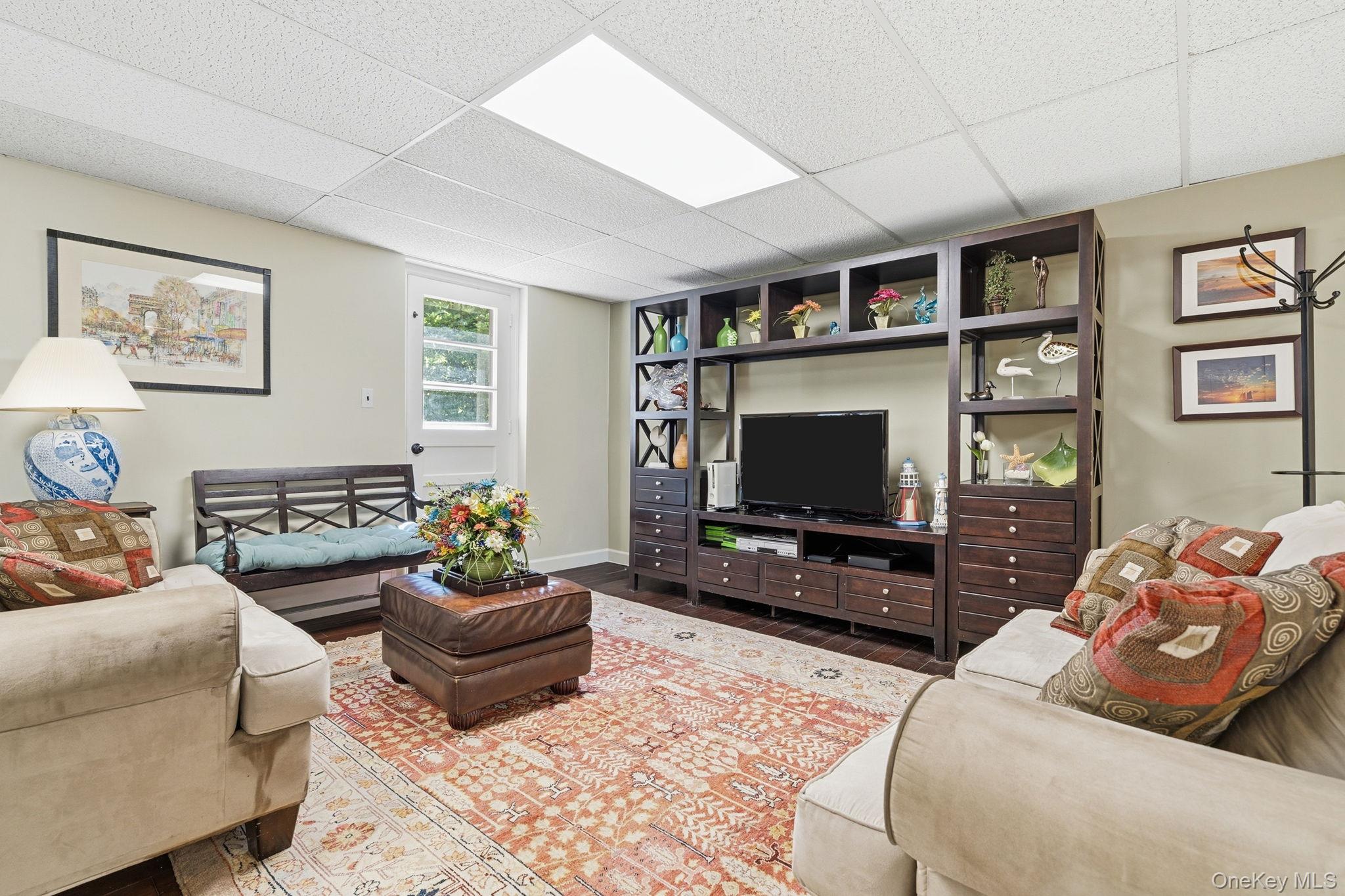 3 Dupont Avenue