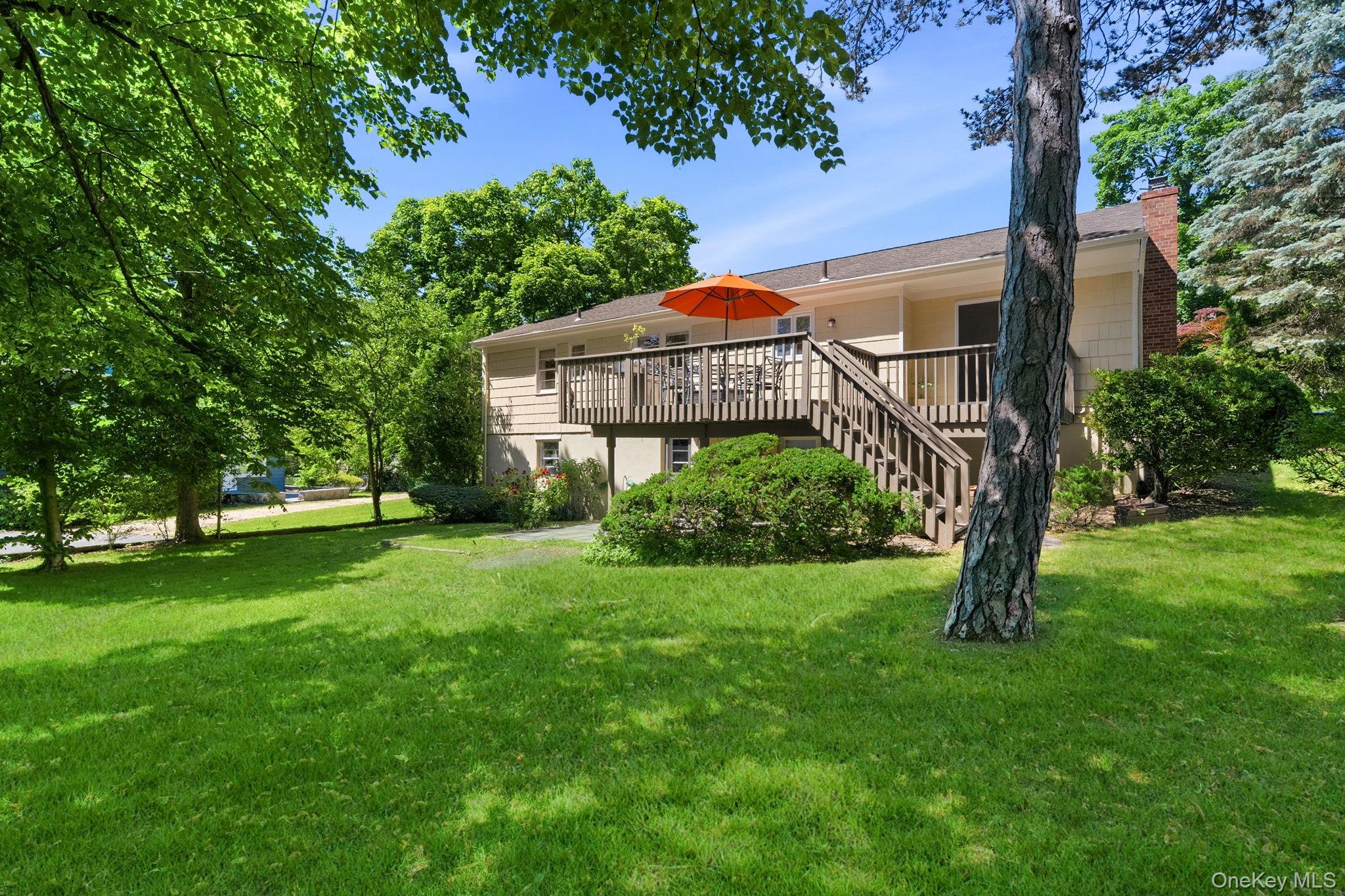 3 Dupont Avenue