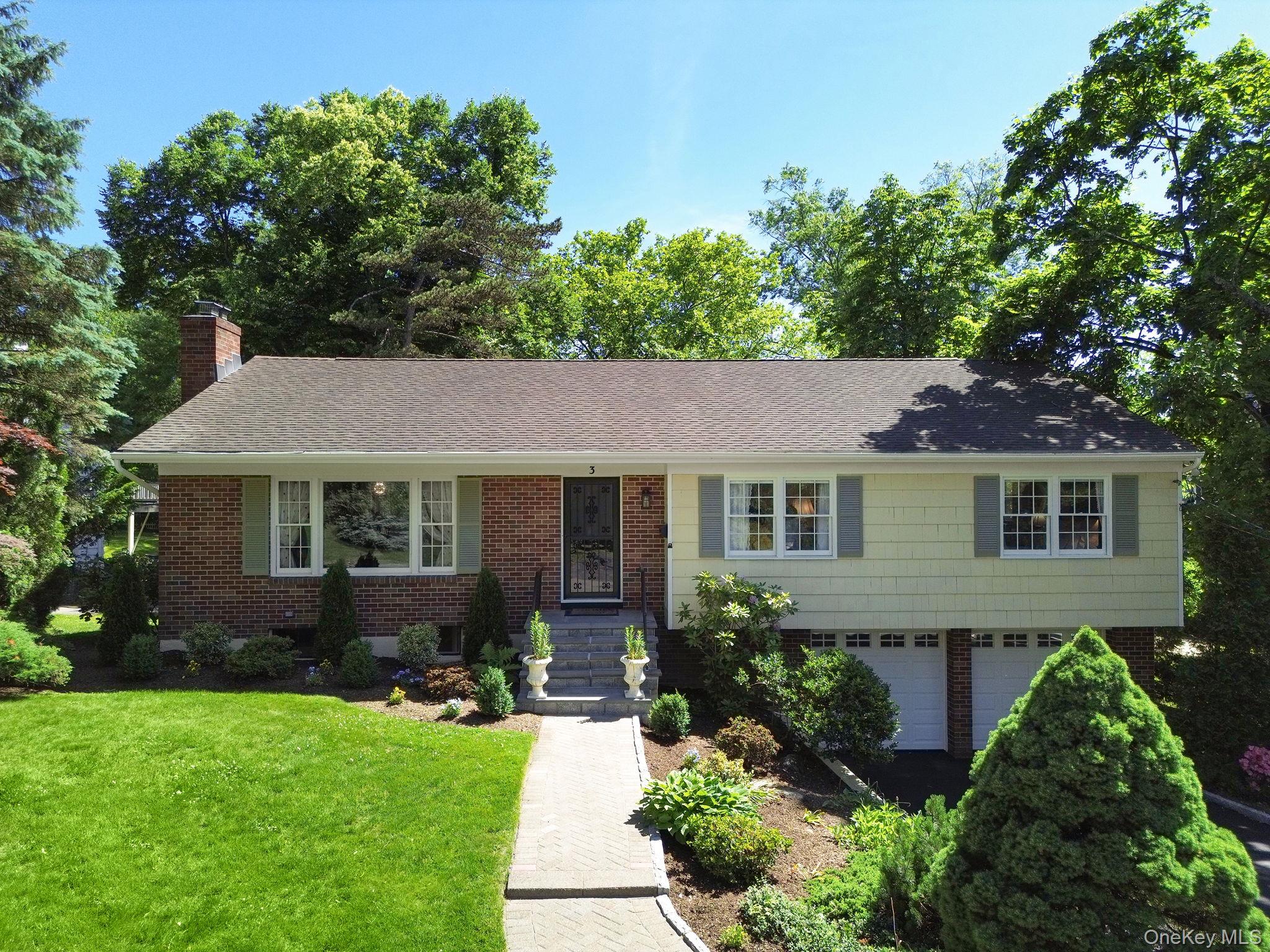 3 Dupont Avenue