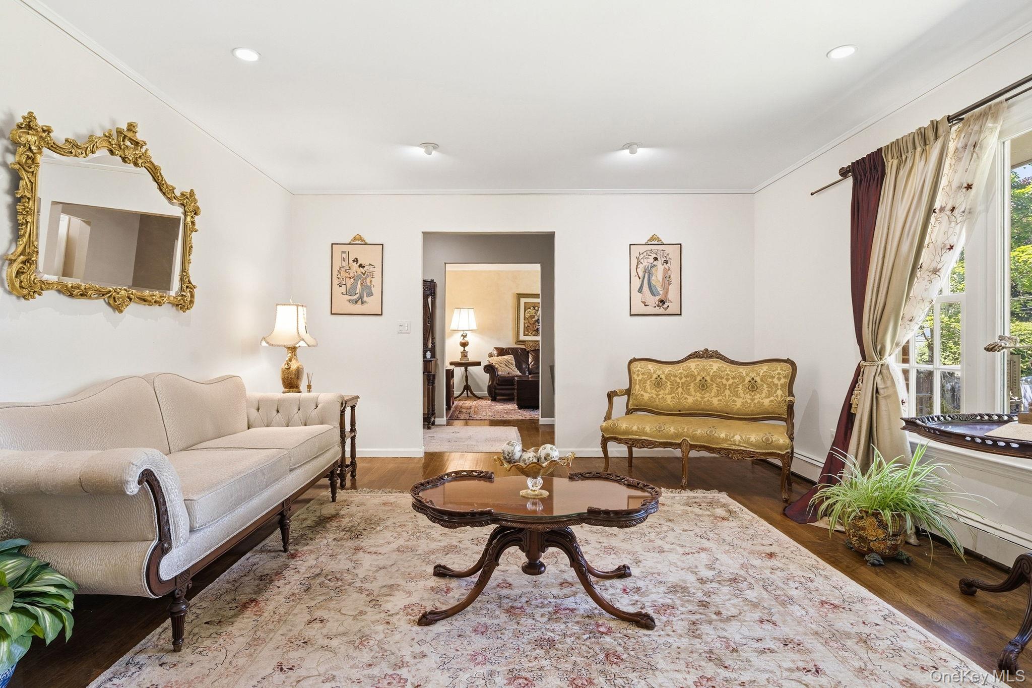 3 Dupont Avenue