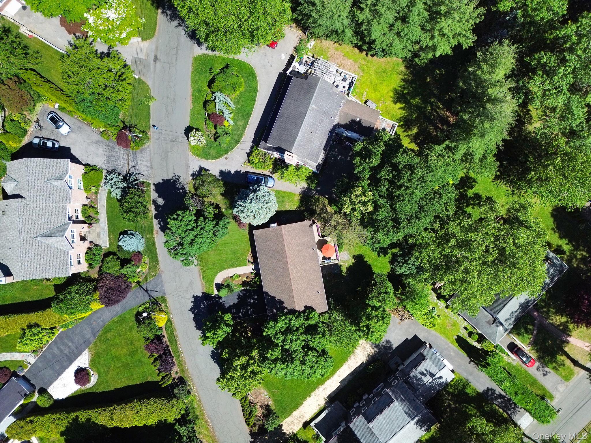 3 Dupont Avenue