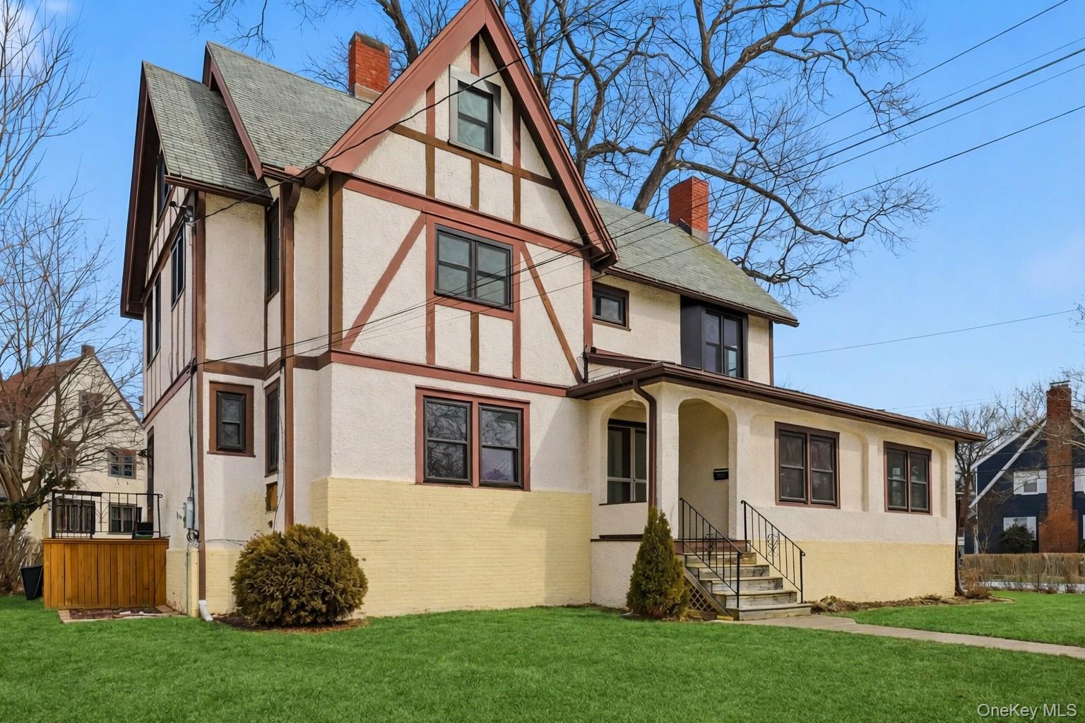 25 Midland Avenue