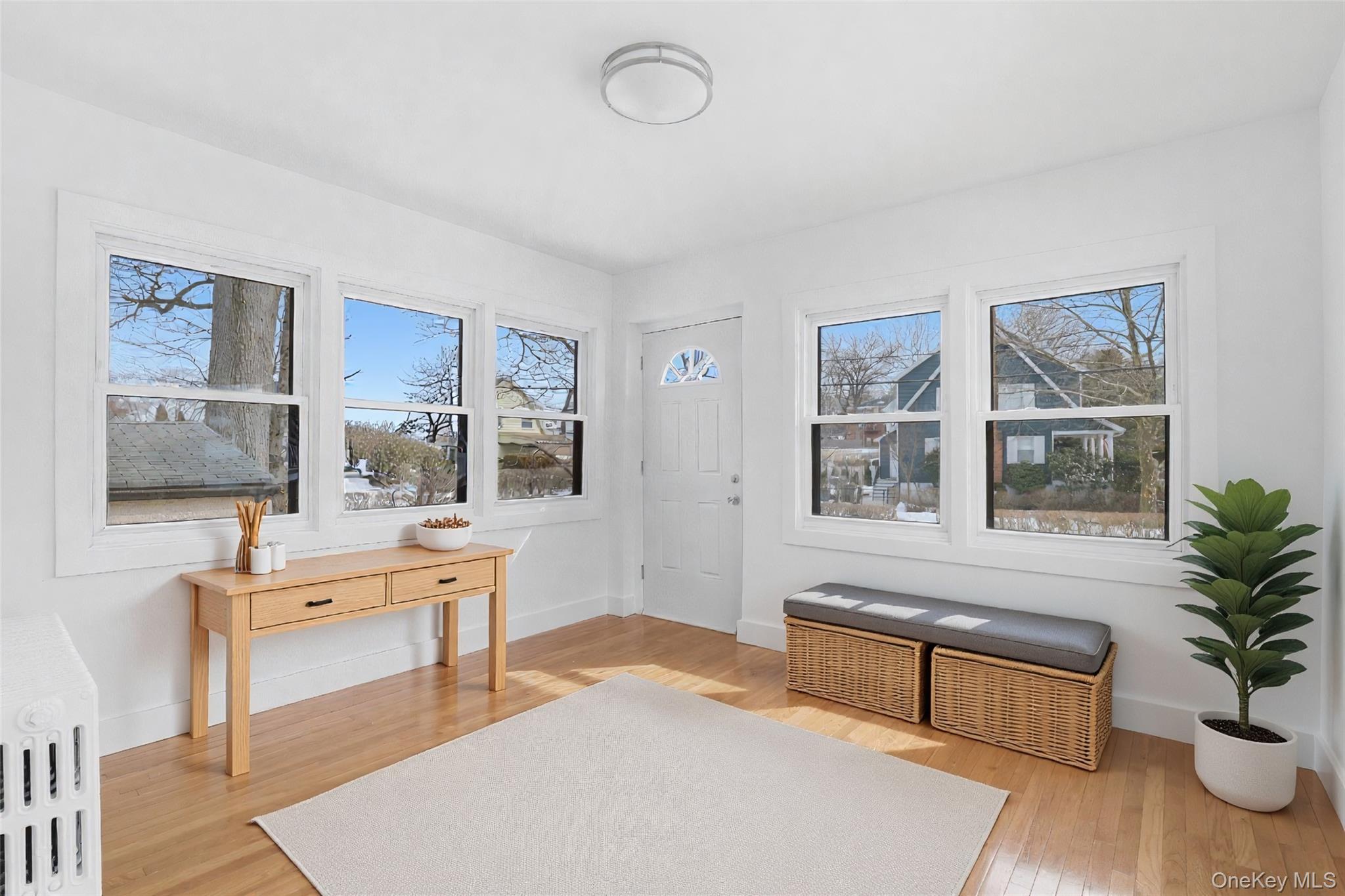 25 Midland Avenue