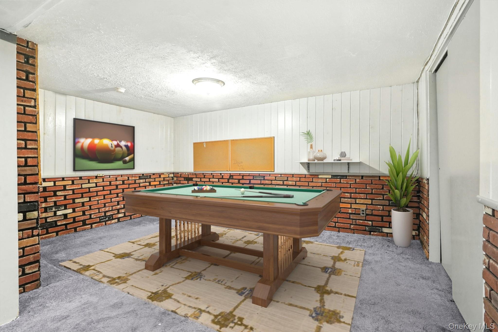 1245 Rhinelander Avenue