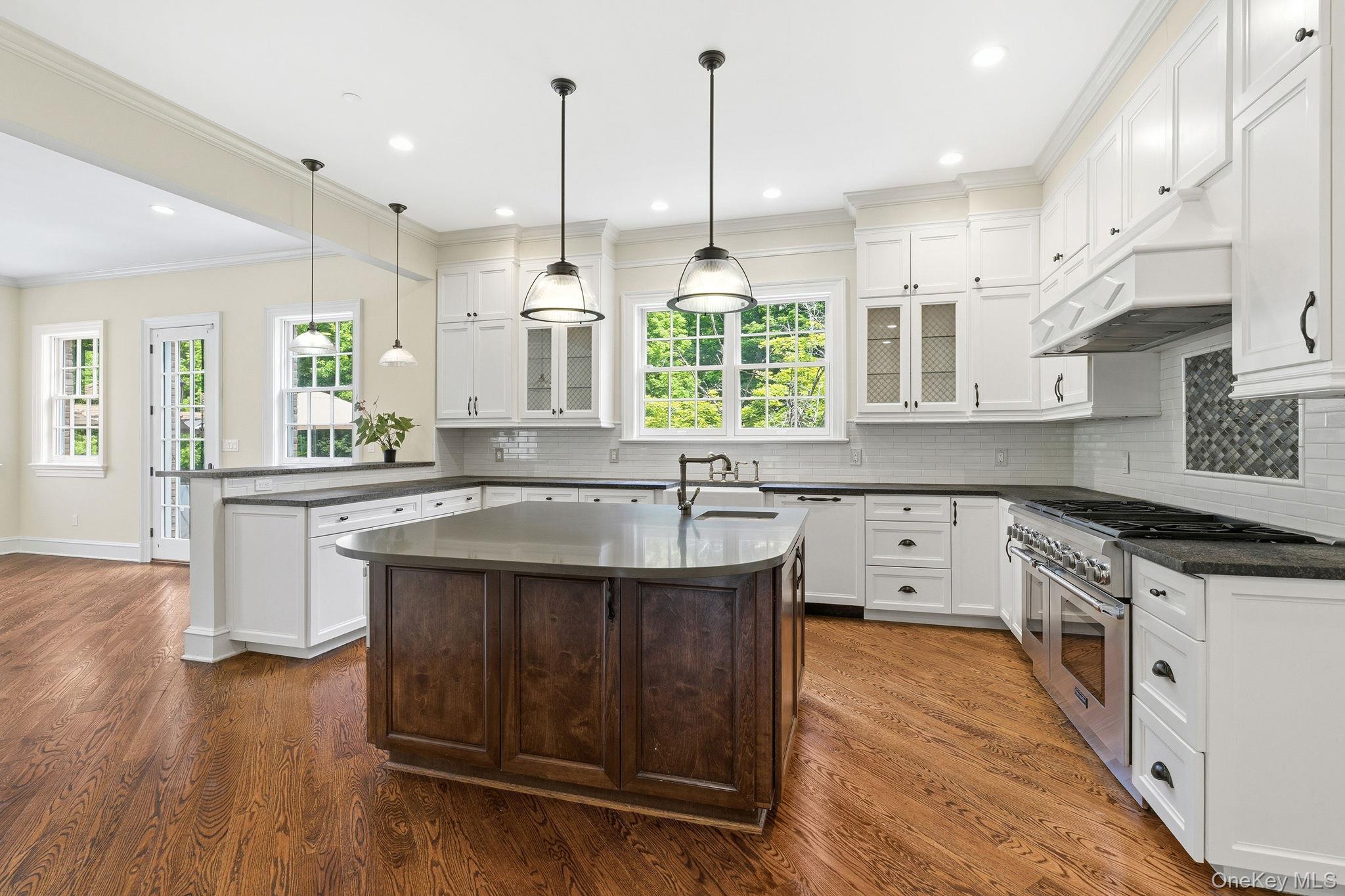 2 Heathcote Drive