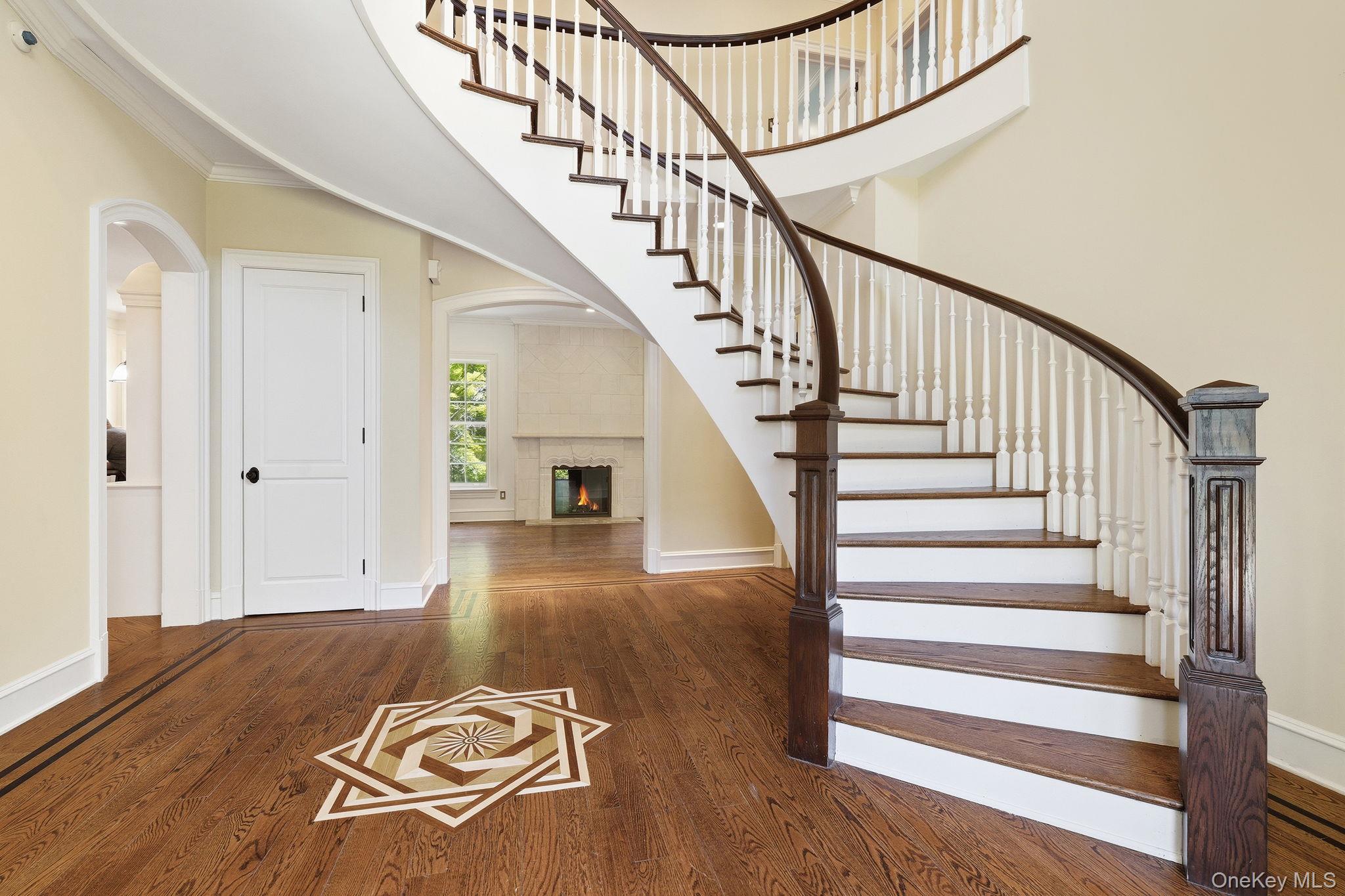 2 Heathcote Drive