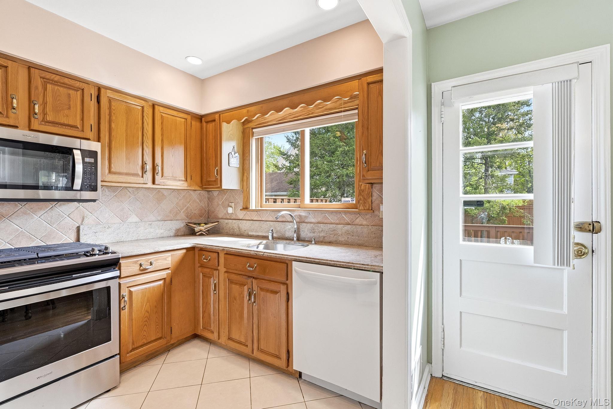 95 Smith Avenue