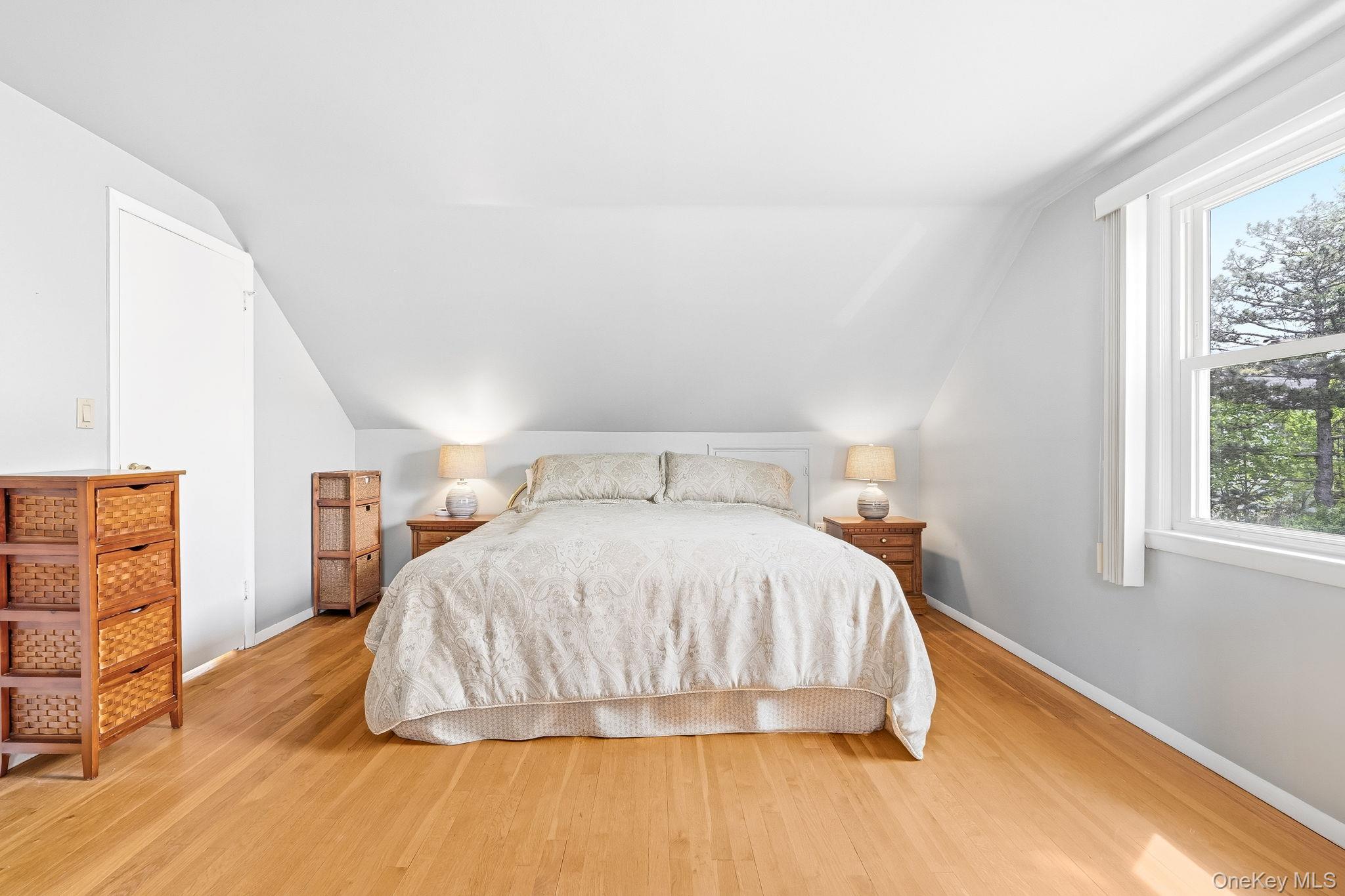 95 Smith Avenue