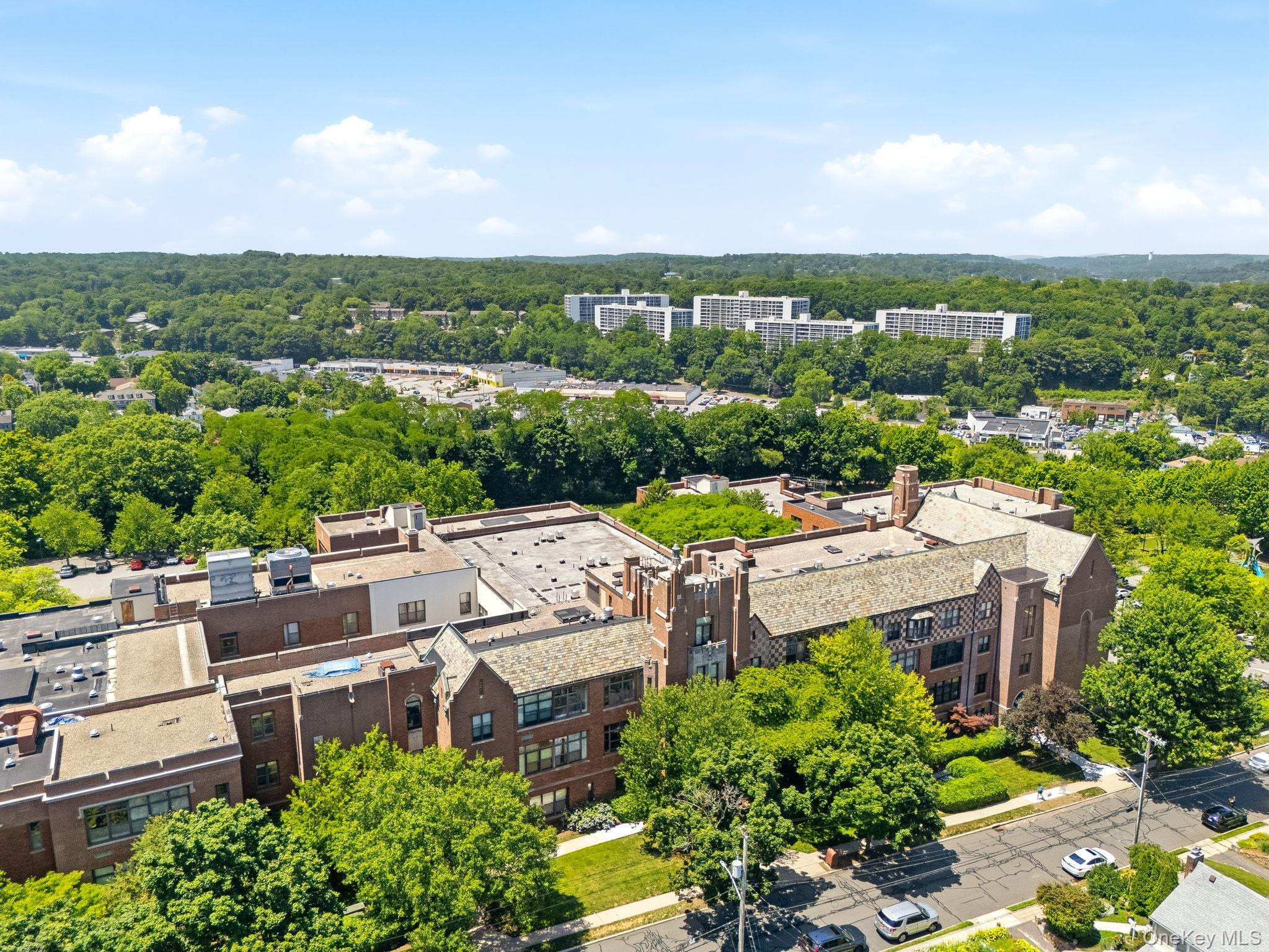 65 McKinley Avenue Unit: C2-5