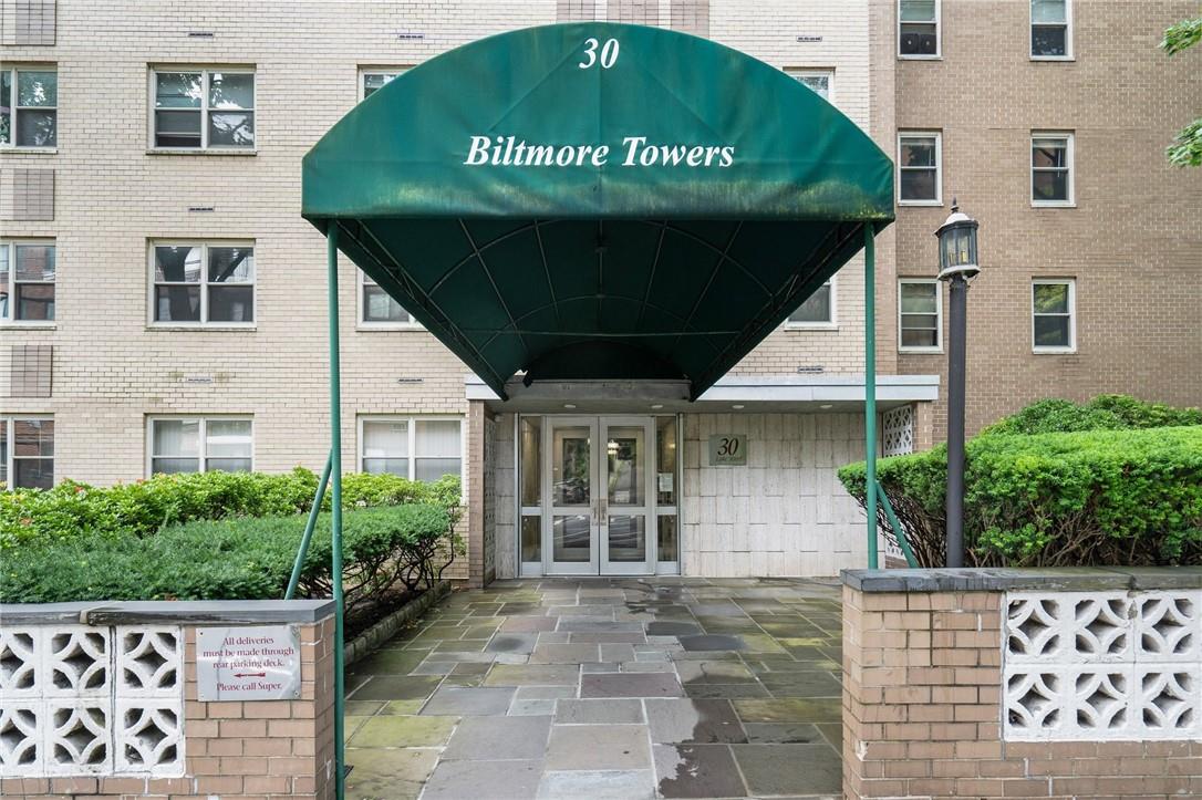 30 Lake Street # 2H