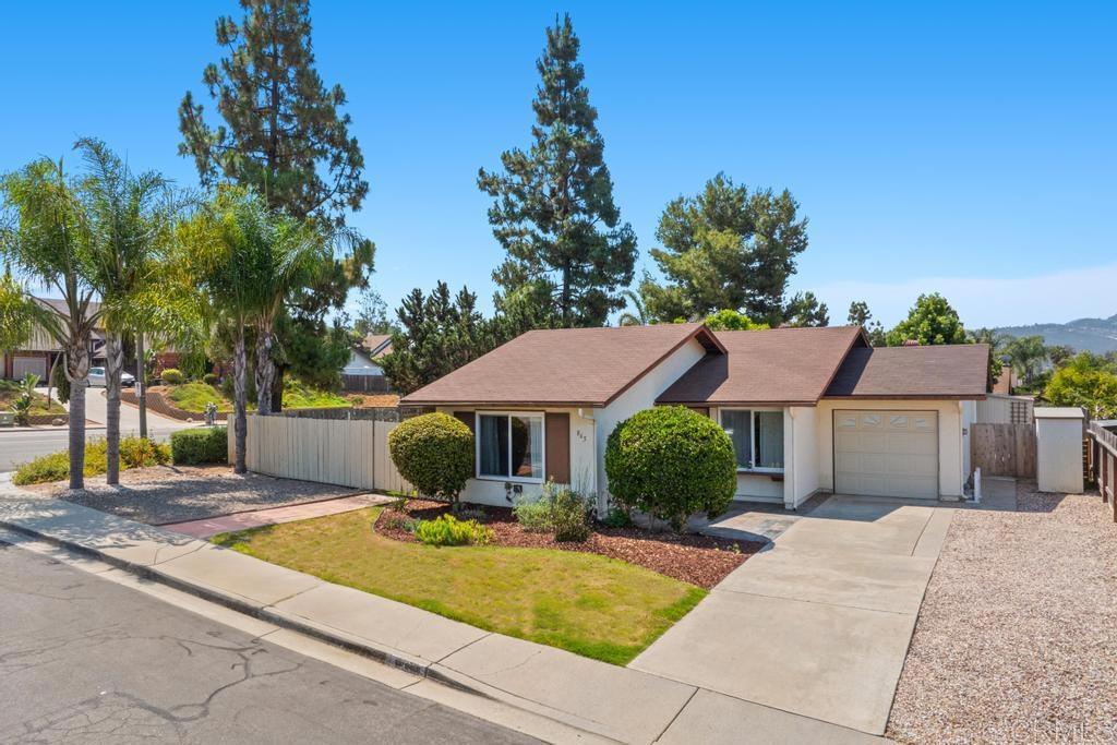 865 Snowberry Ct