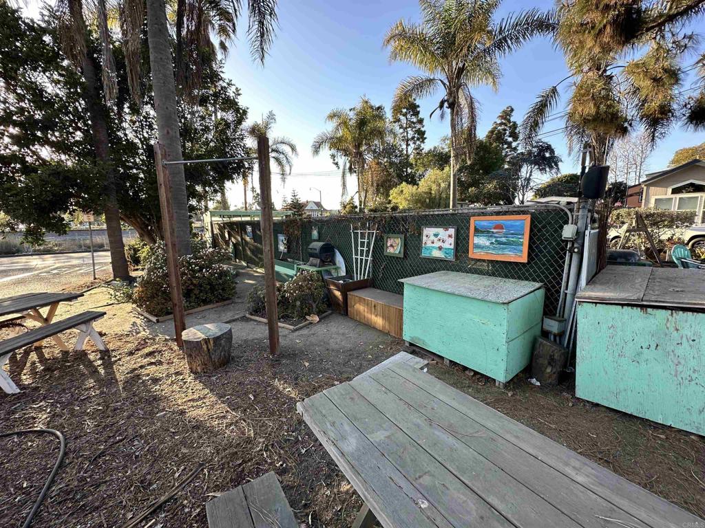 523 N Vulcan Avenue