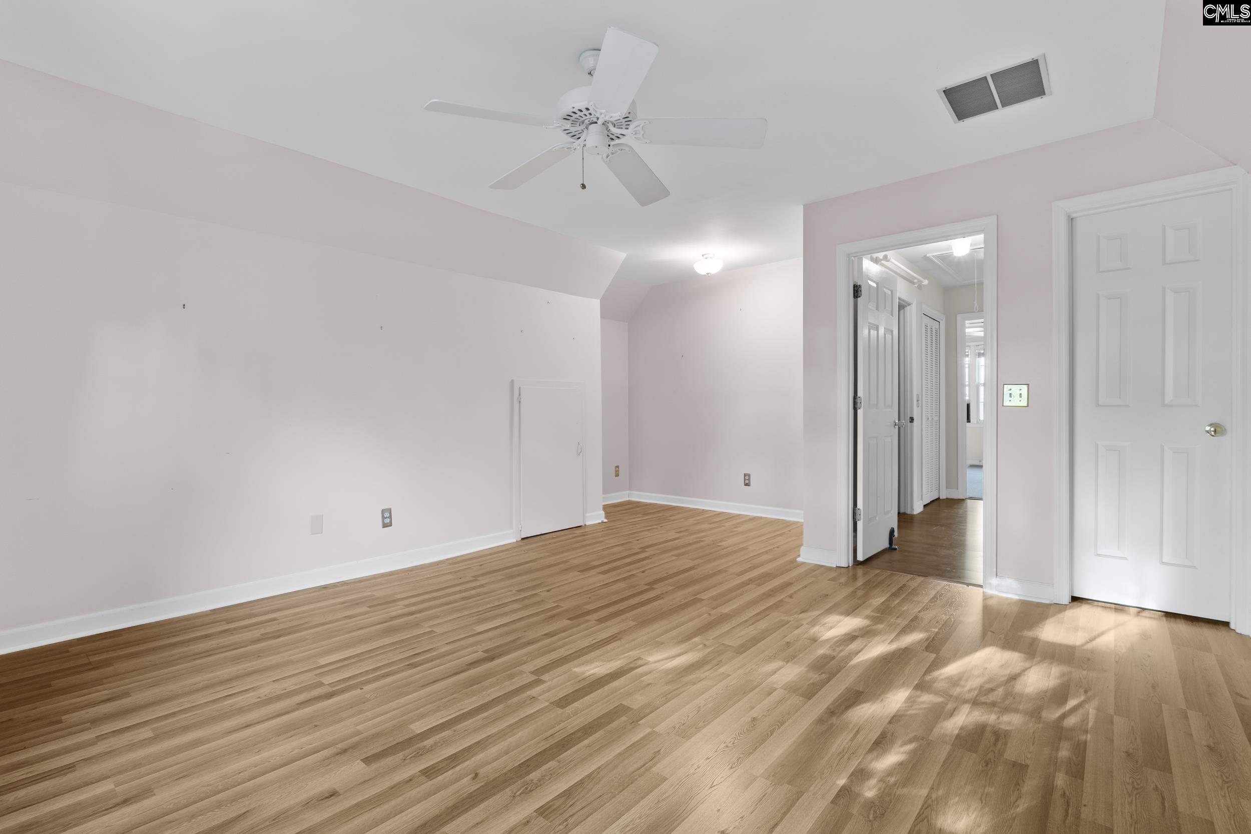 211 Laurens Street