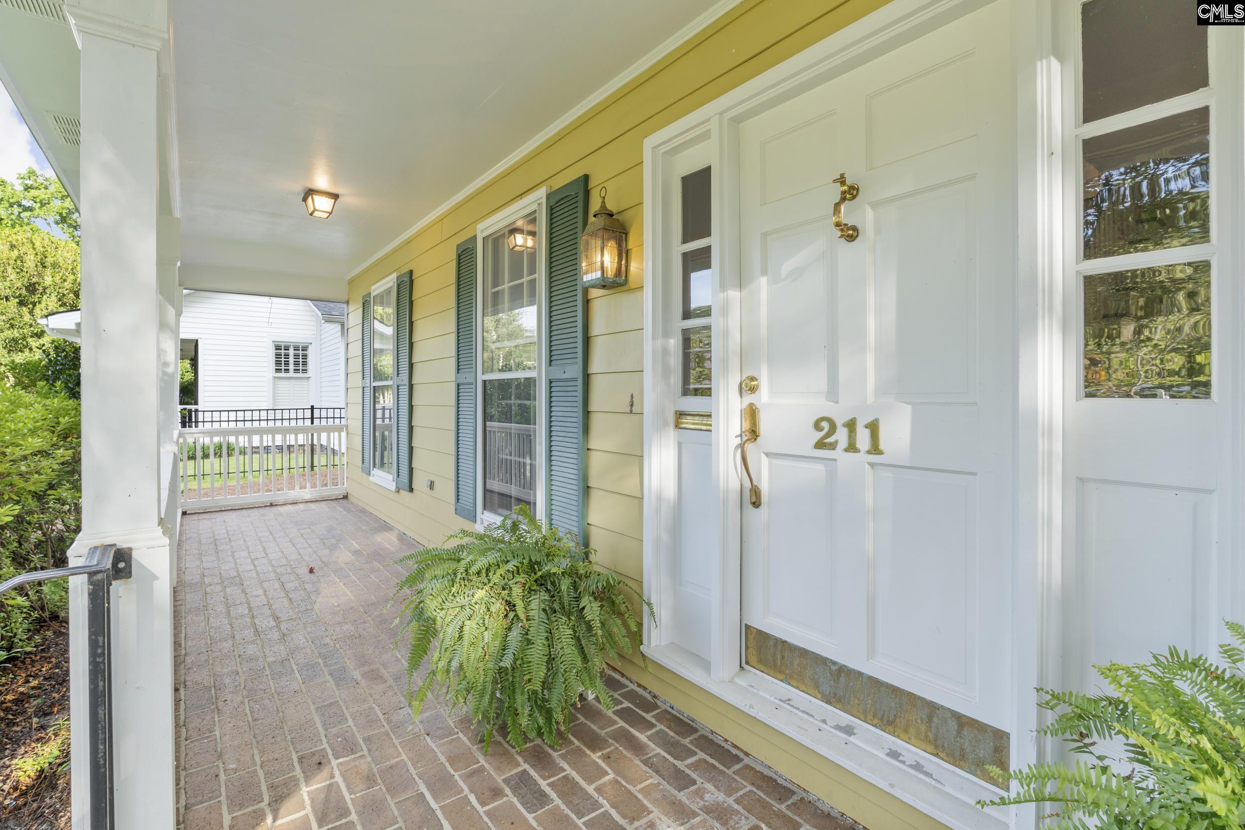 211 Laurens Street