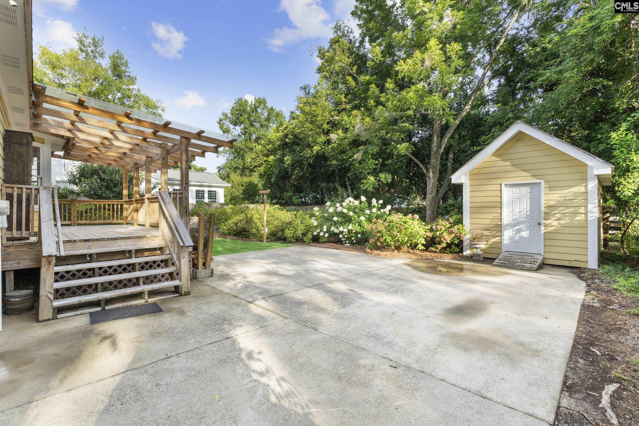 211 Laurens Street
