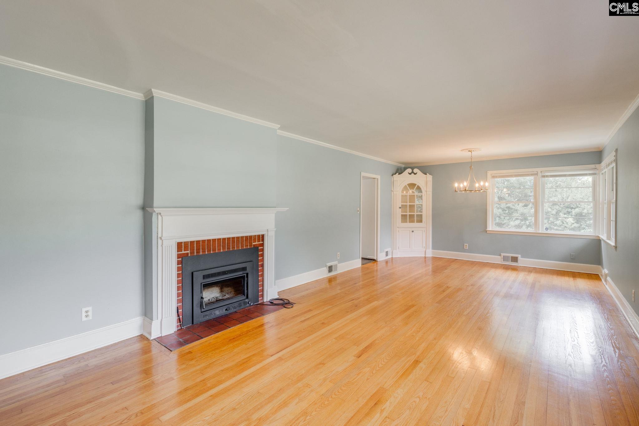 1916 Forest Drive