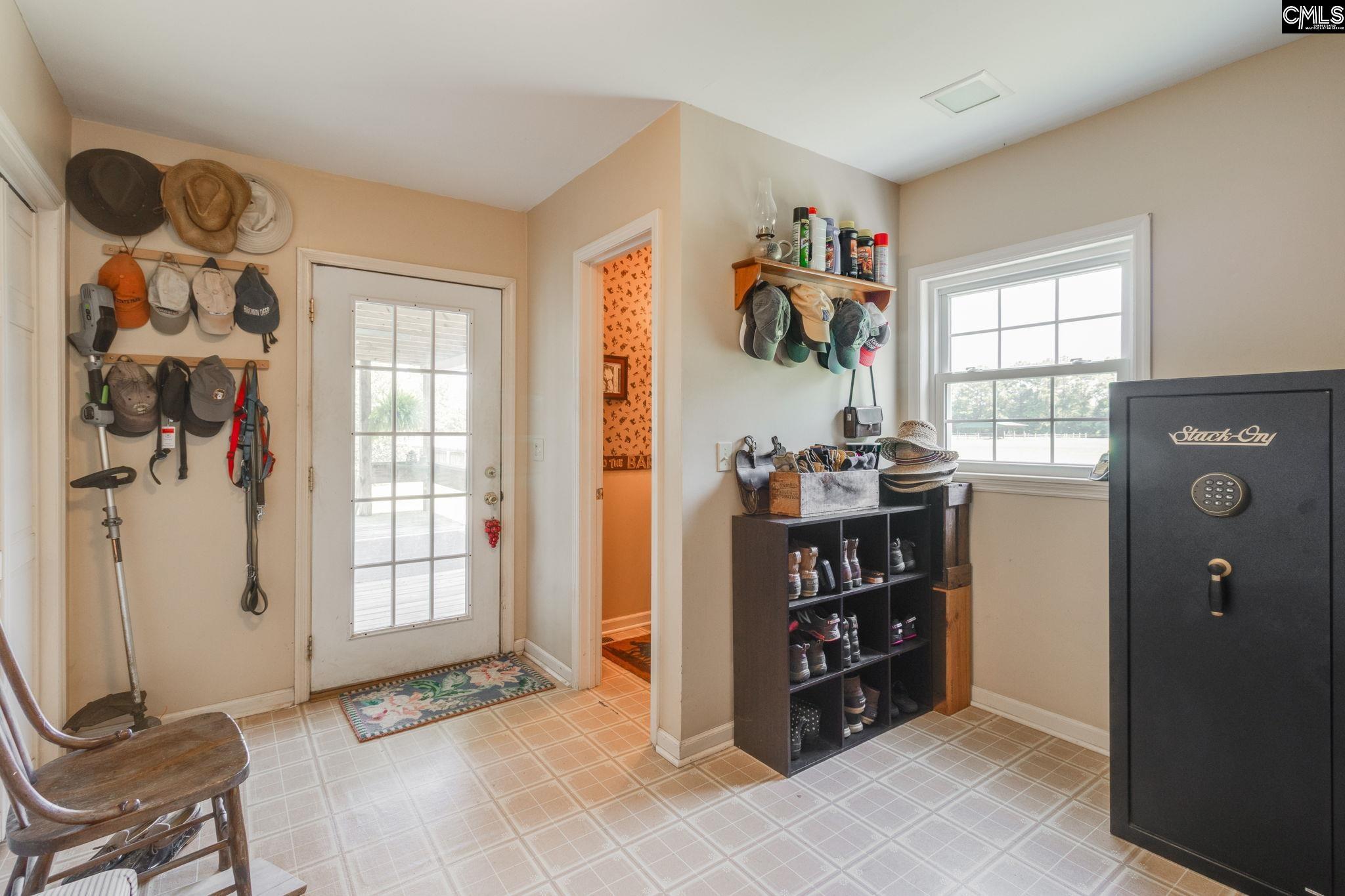 923 Moulds Rd.