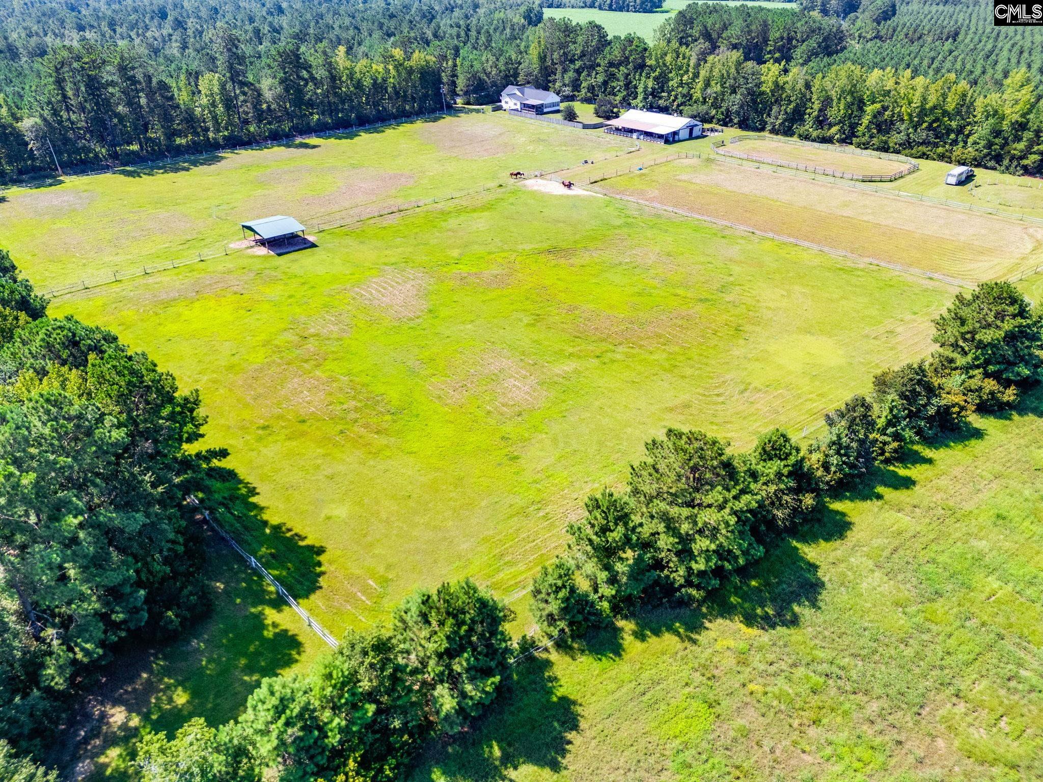 923 Moulds Rd.