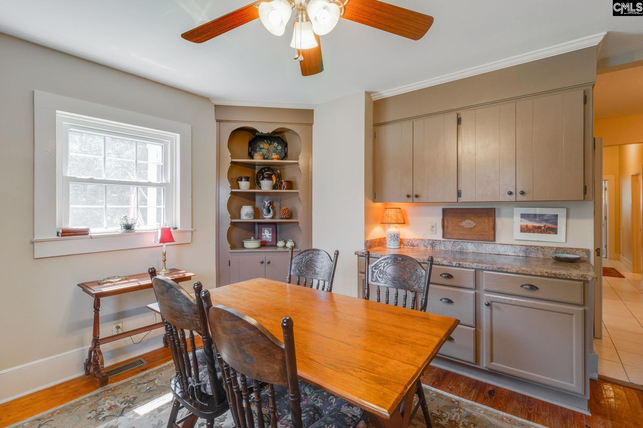 923 Moulds Rd.