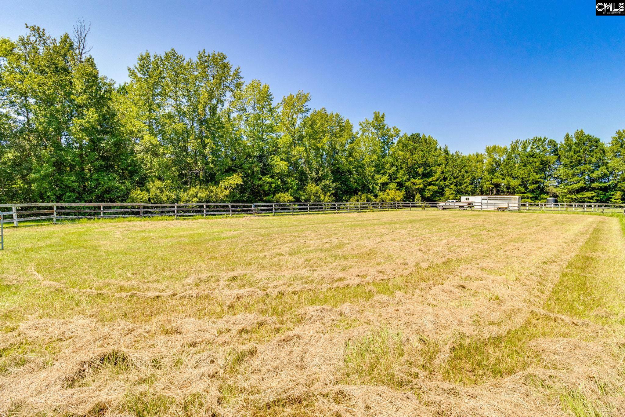 923 Moulds Rd.