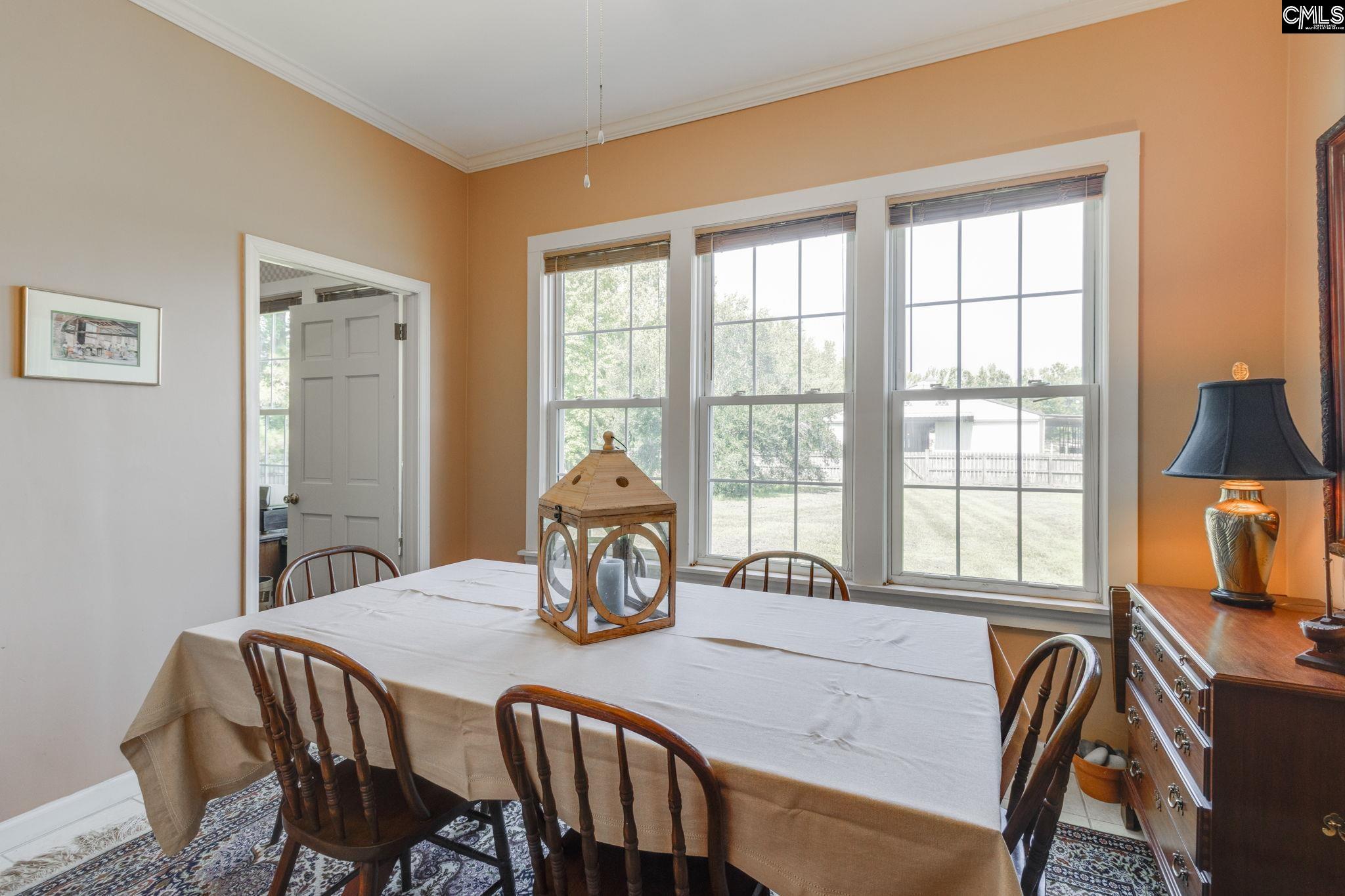 923 Moulds Rd.