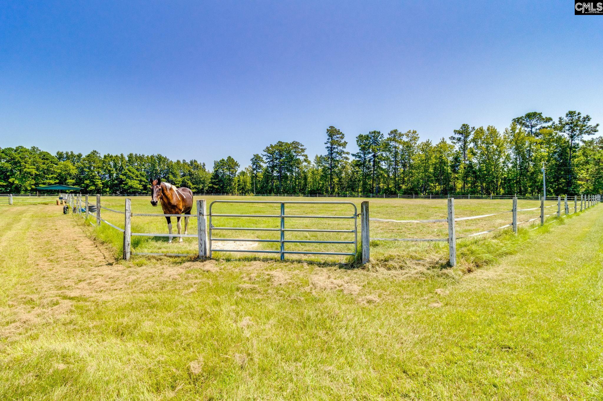 923 Moulds Rd.