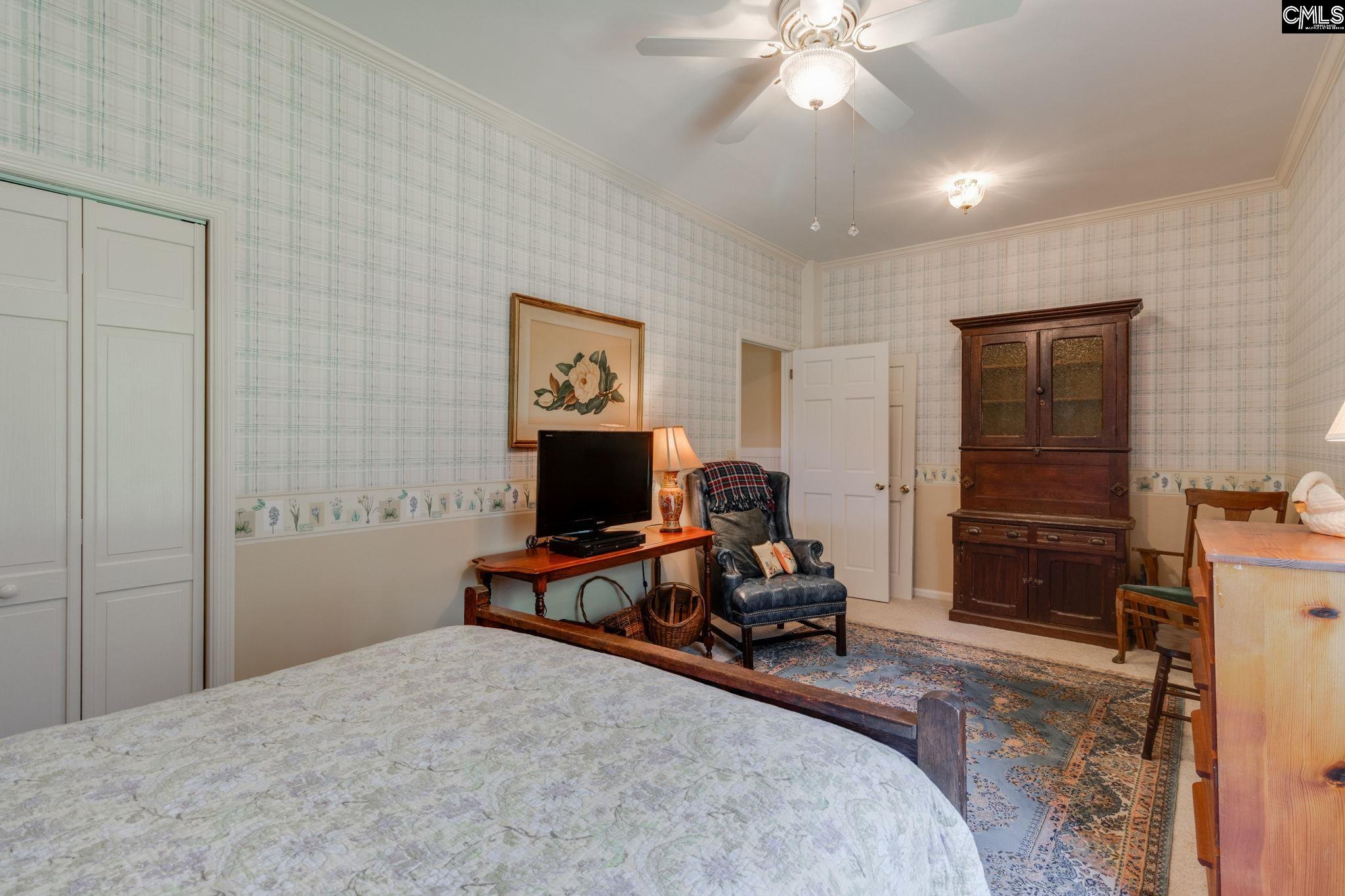 923 Moulds Rd.