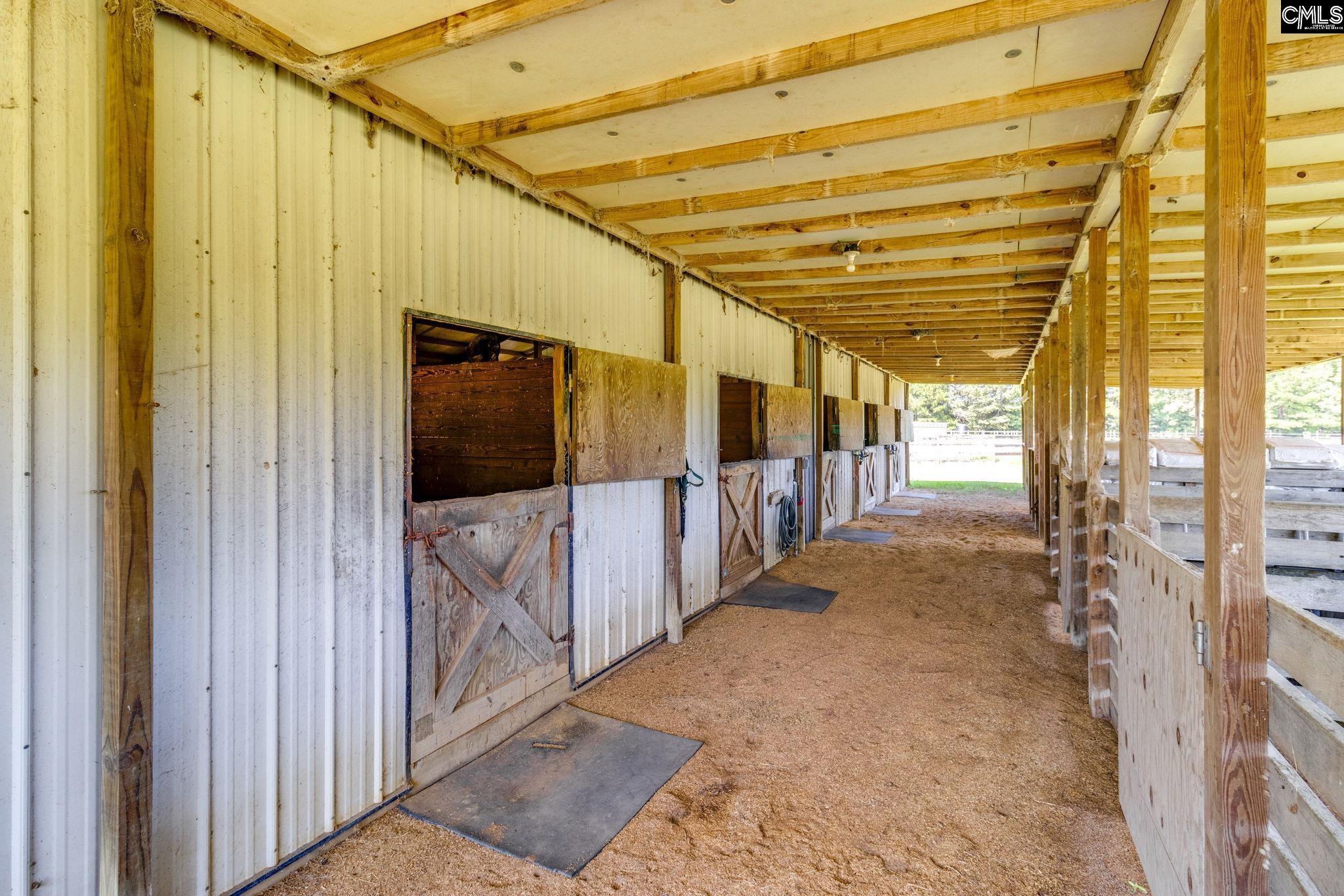923 Moulds Rd.