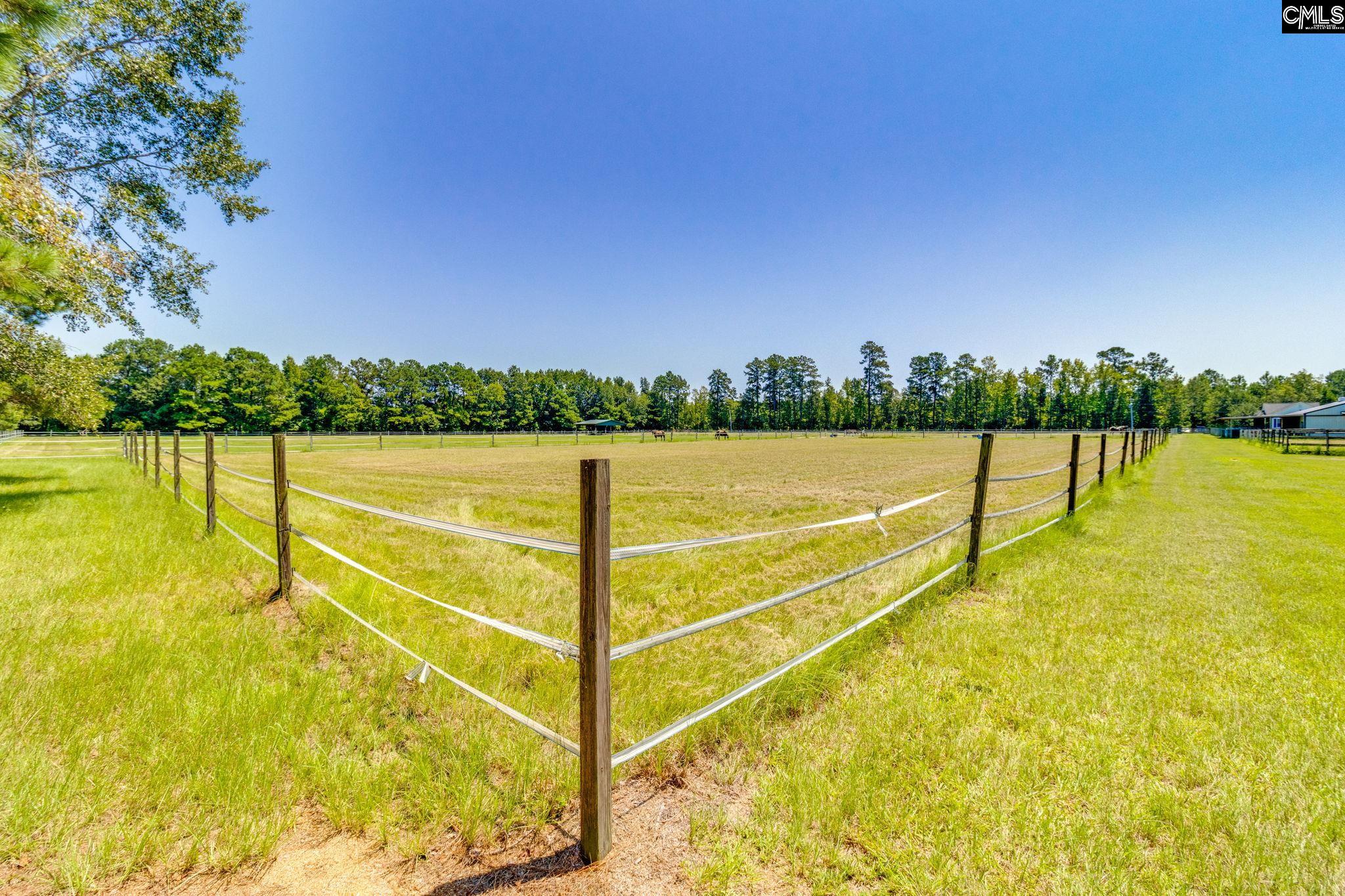 923 Moulds Rd.