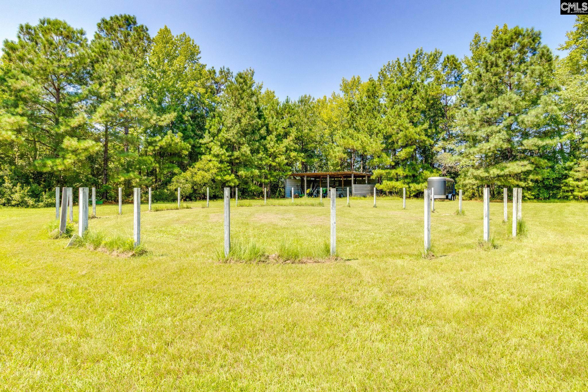 923 Moulds Rd.